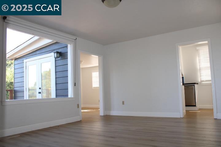 Detail Gallery Image 3 of 34 For 5910 Skyline Dr, El Sobrante,  CA 94803 - 1 Beds | 1 Baths