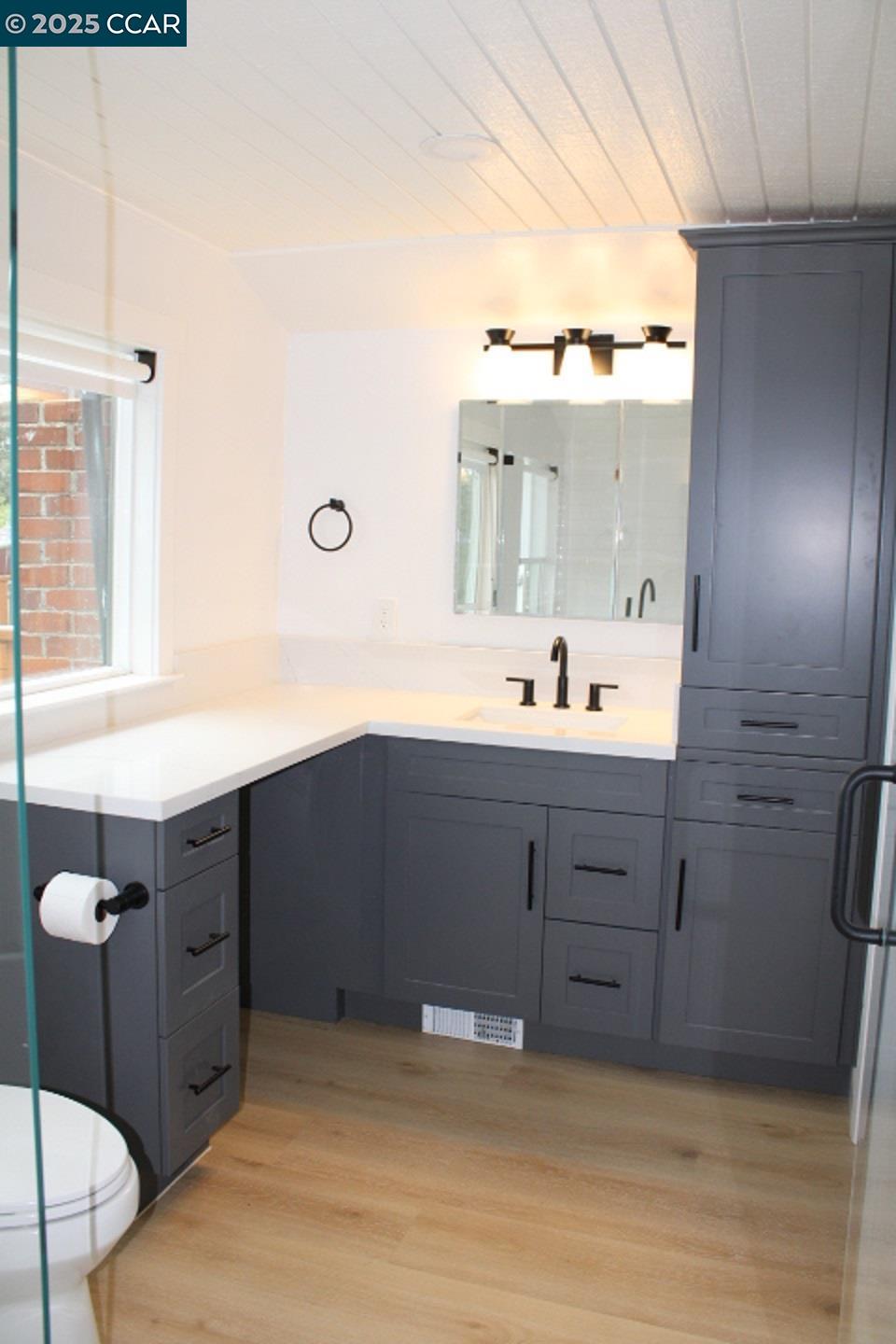 Detail Gallery Image 24 of 34 For 5910 Skyline Dr, El Sobrante,  CA 94803 - 1 Beds | 1 Baths