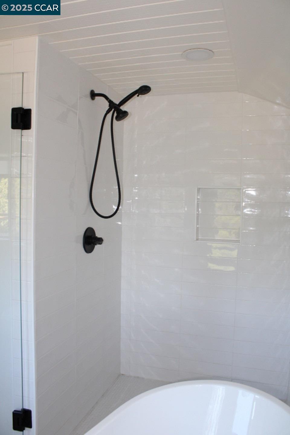 Detail Gallery Image 30 of 34 For 5910 Skyline Dr, El Sobrante,  CA 94803 - 1 Beds | 1 Baths