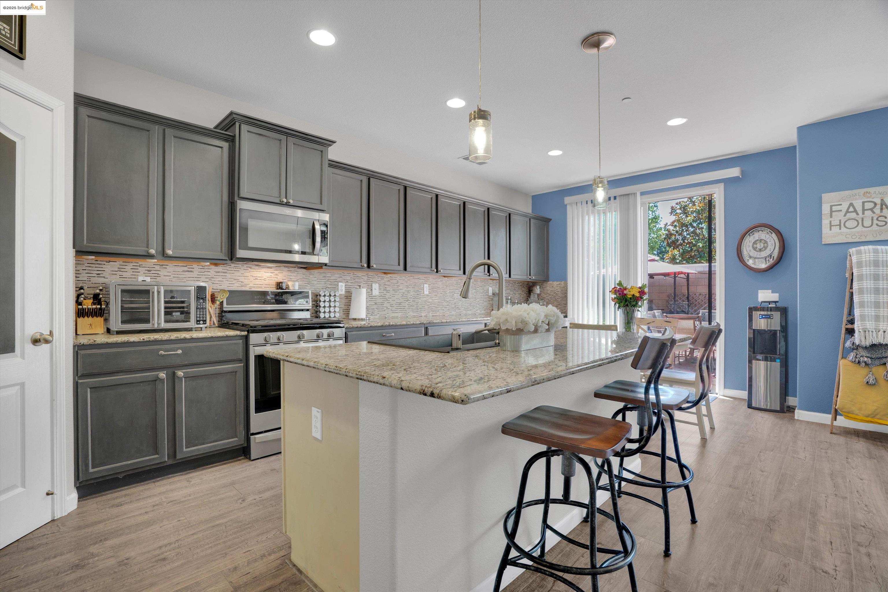 Detail Gallery Image 19 of 35 For 245 Silver Bell Way, Oakley,  CA 94561 - 4 Beds | 3 Baths