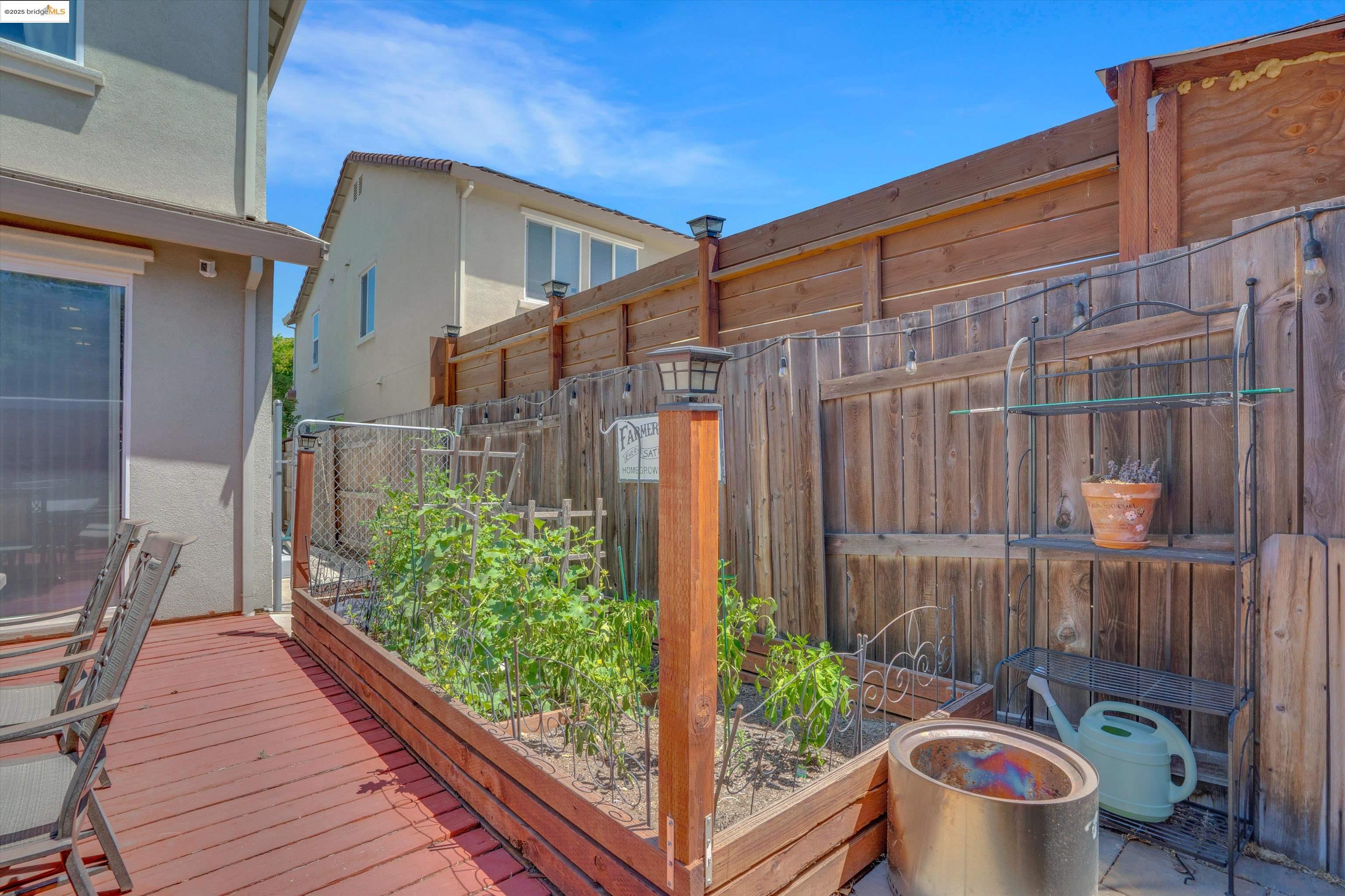 Detail Gallery Image 32 of 35 For 245 Silver Bell Way, Oakley,  CA 94561 - 4 Beds | 3 Baths
