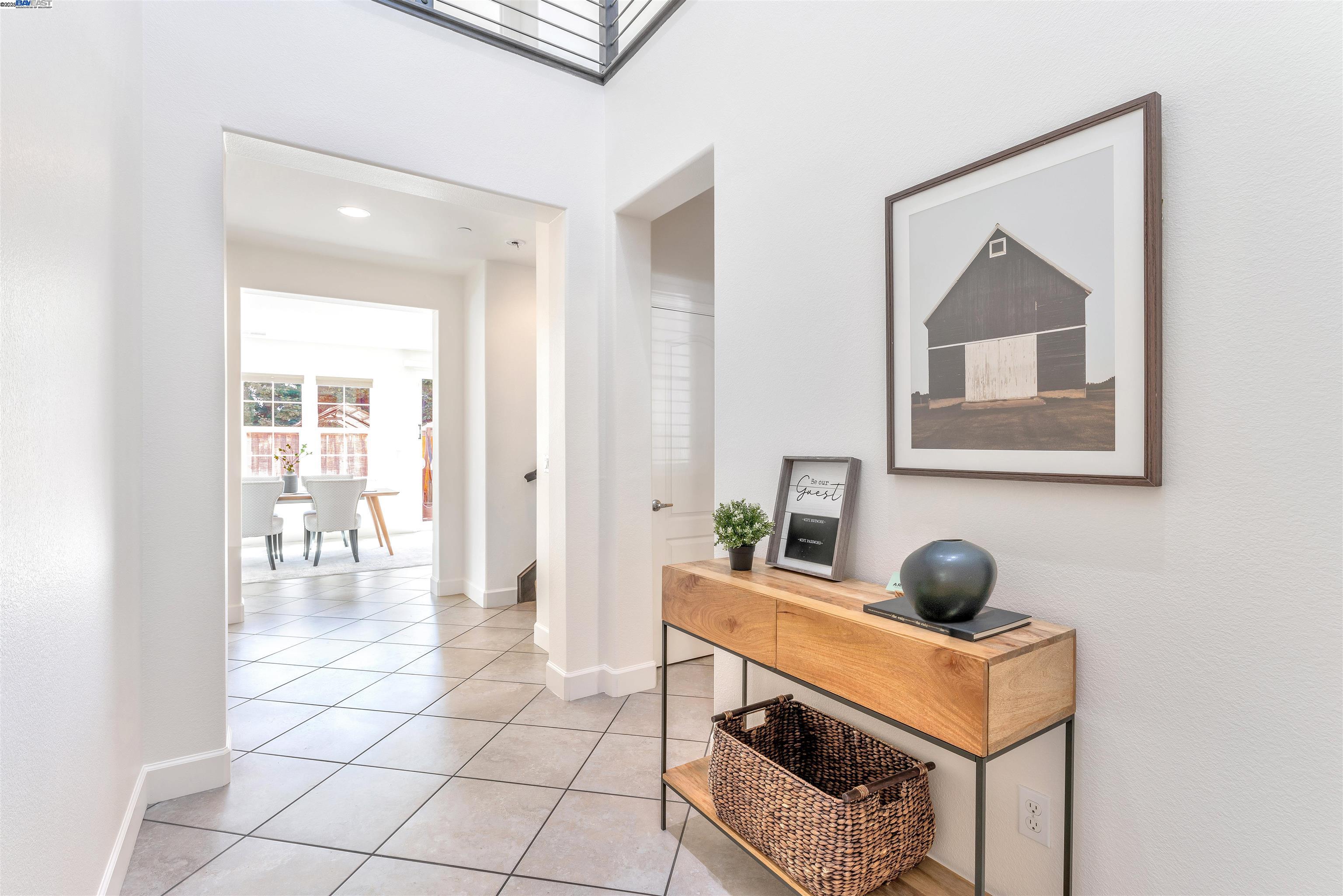 Detail Gallery Image 5 of 60 For 1508 Hayden St, Hayward,  CA 94545 - 4 Beds | 3 Baths
