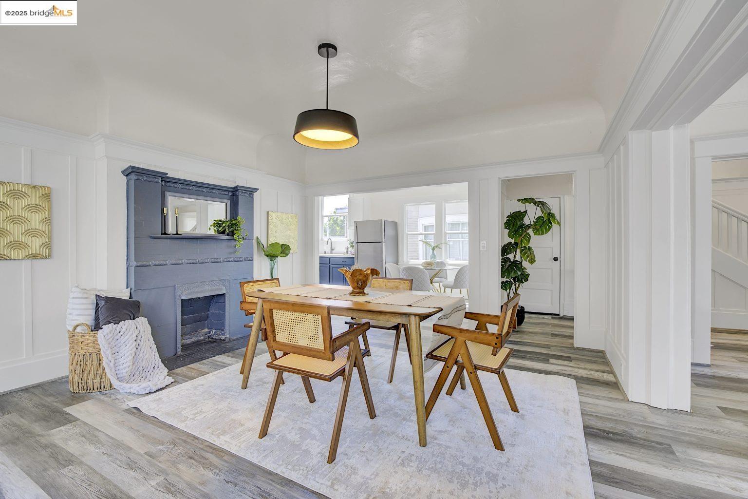 Detail Gallery Image 12 of 48 For 839 35th St, Oakland,  CA 94608 - 4 Beds | 2 Baths