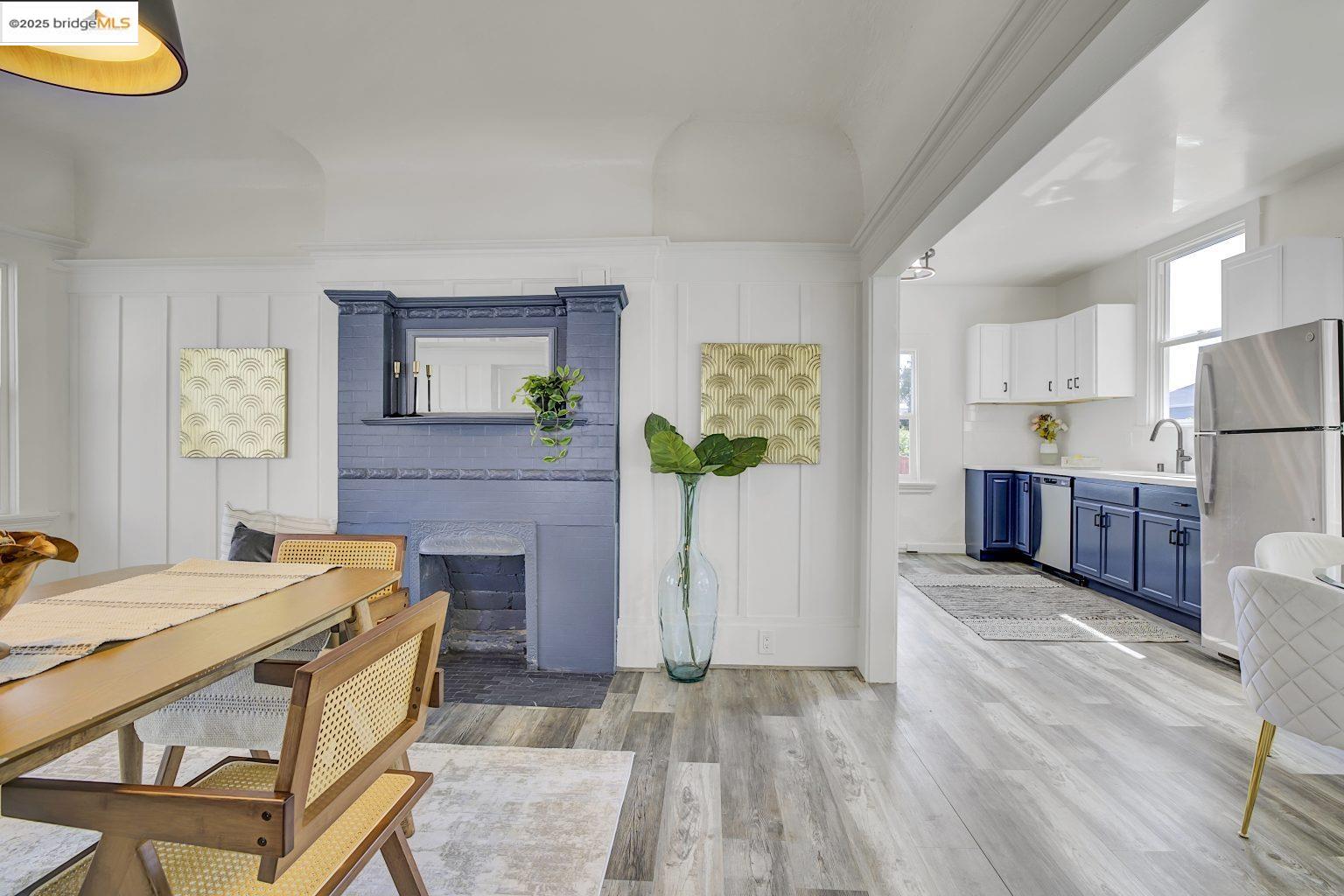 Detail Gallery Image 15 of 48 For 839 35th St, Oakland,  CA 94608 - 4 Beds | 2 Baths