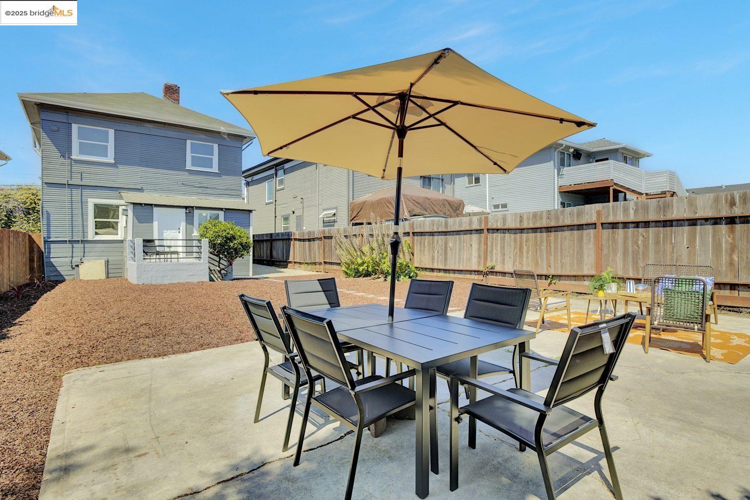 Detail Gallery Image 47 of 48 For 839 35th St, Oakland,  CA 94608 - 4 Beds | 2 Baths