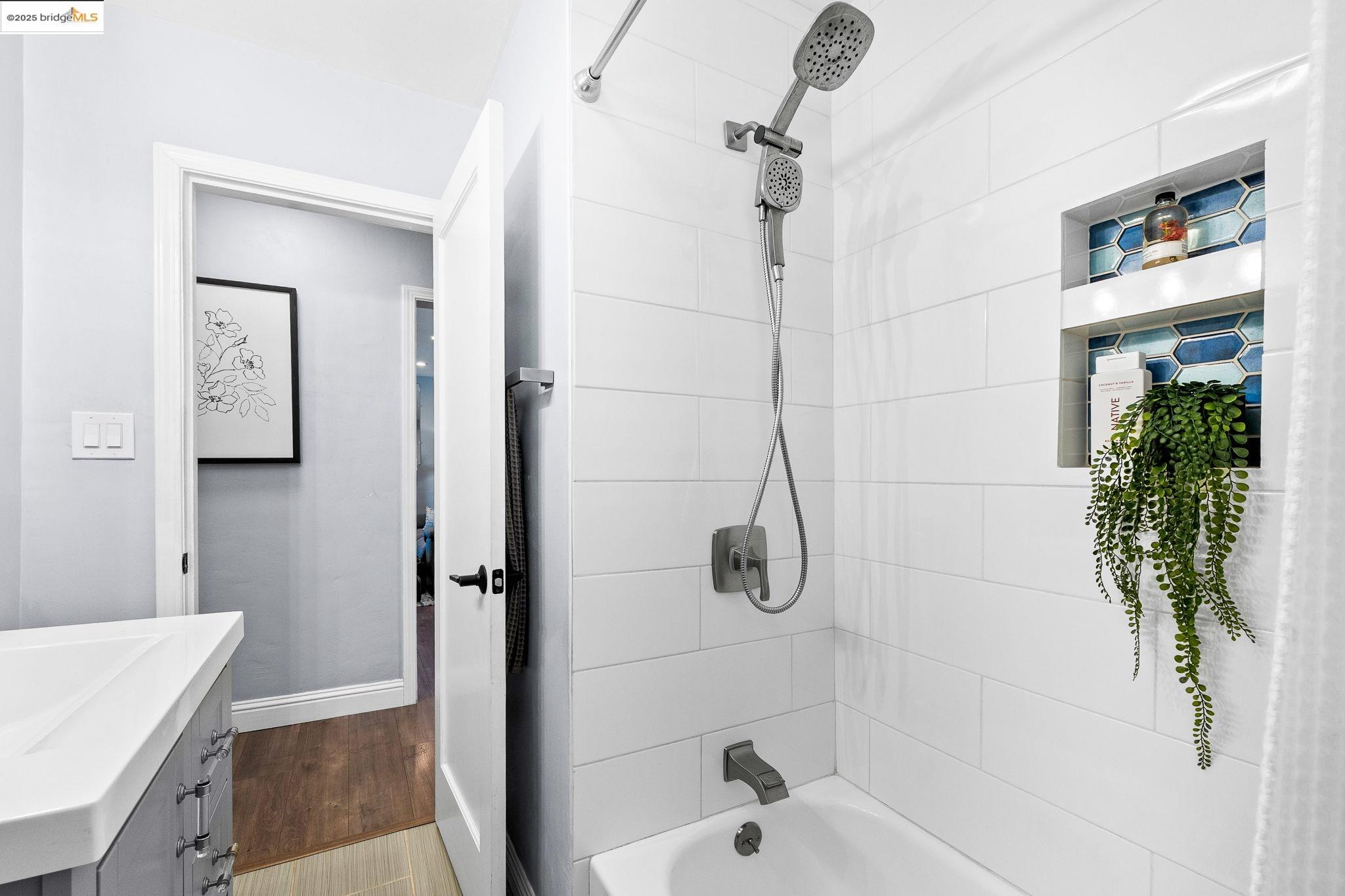 Detail Gallery Image 24 of 38 For 5440 Sutter Ave, Richmond,  CA 94804 - 2 Beds | 1 Baths