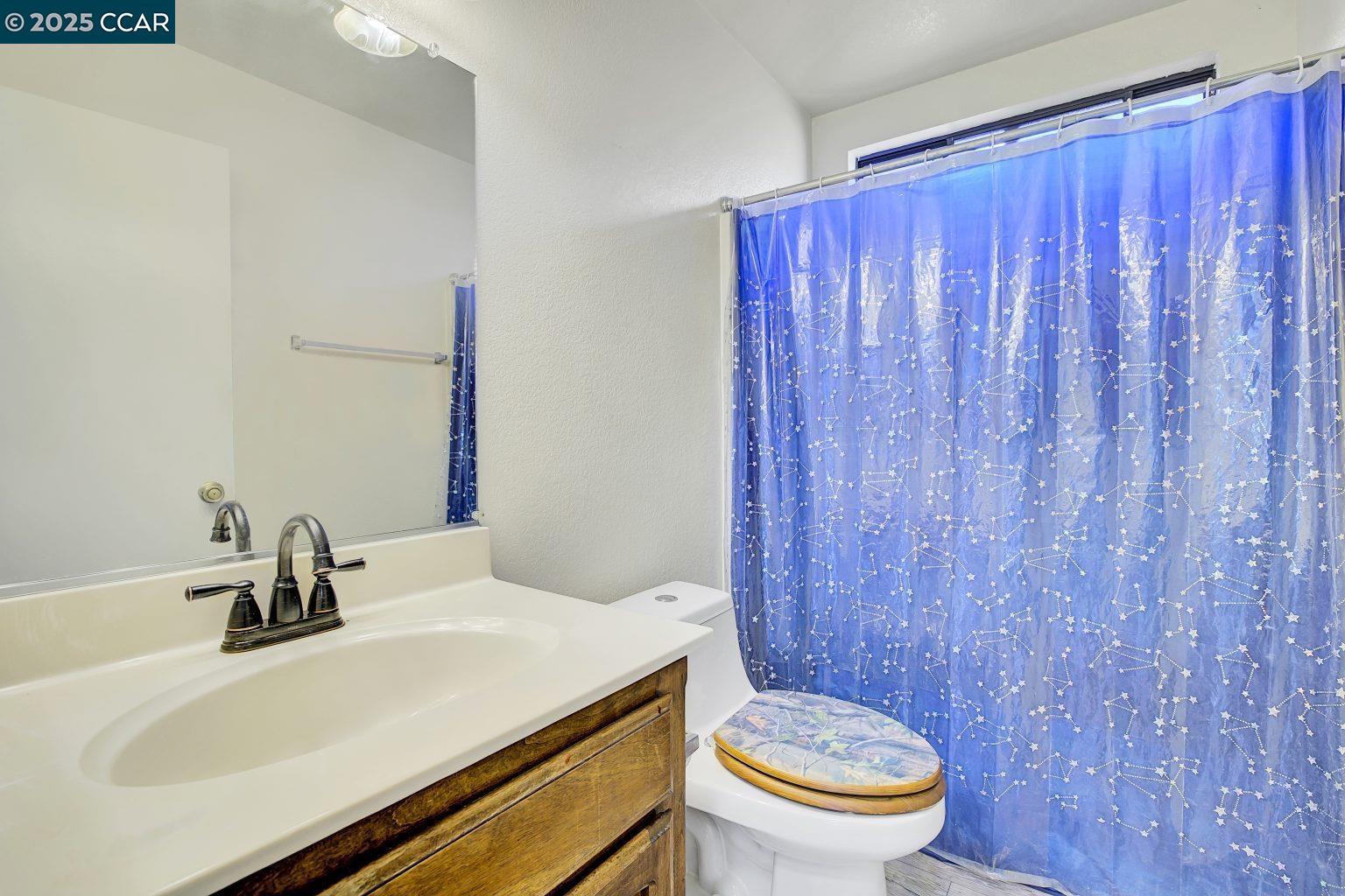 Detail Gallery Image 13 of 27 For 2813 Carob St, Antioch,  CA 94509 - 3 Beds | 2 Baths