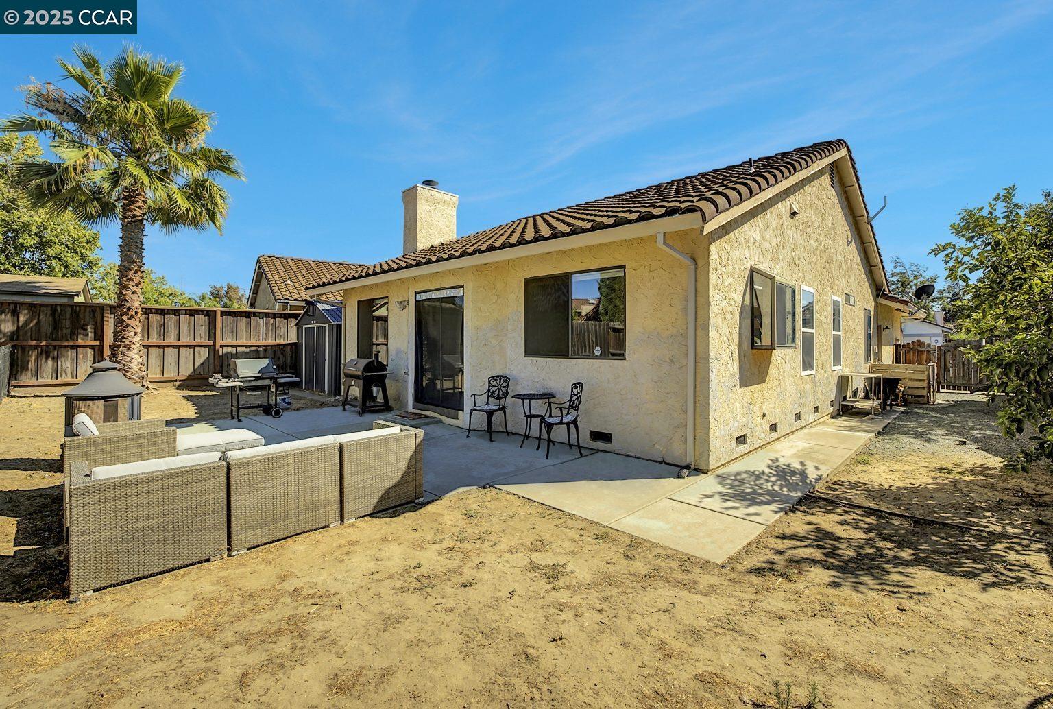 Detail Gallery Image 16 of 27 For 2813 Carob St, Antioch,  CA 94509 - 3 Beds | 2 Baths