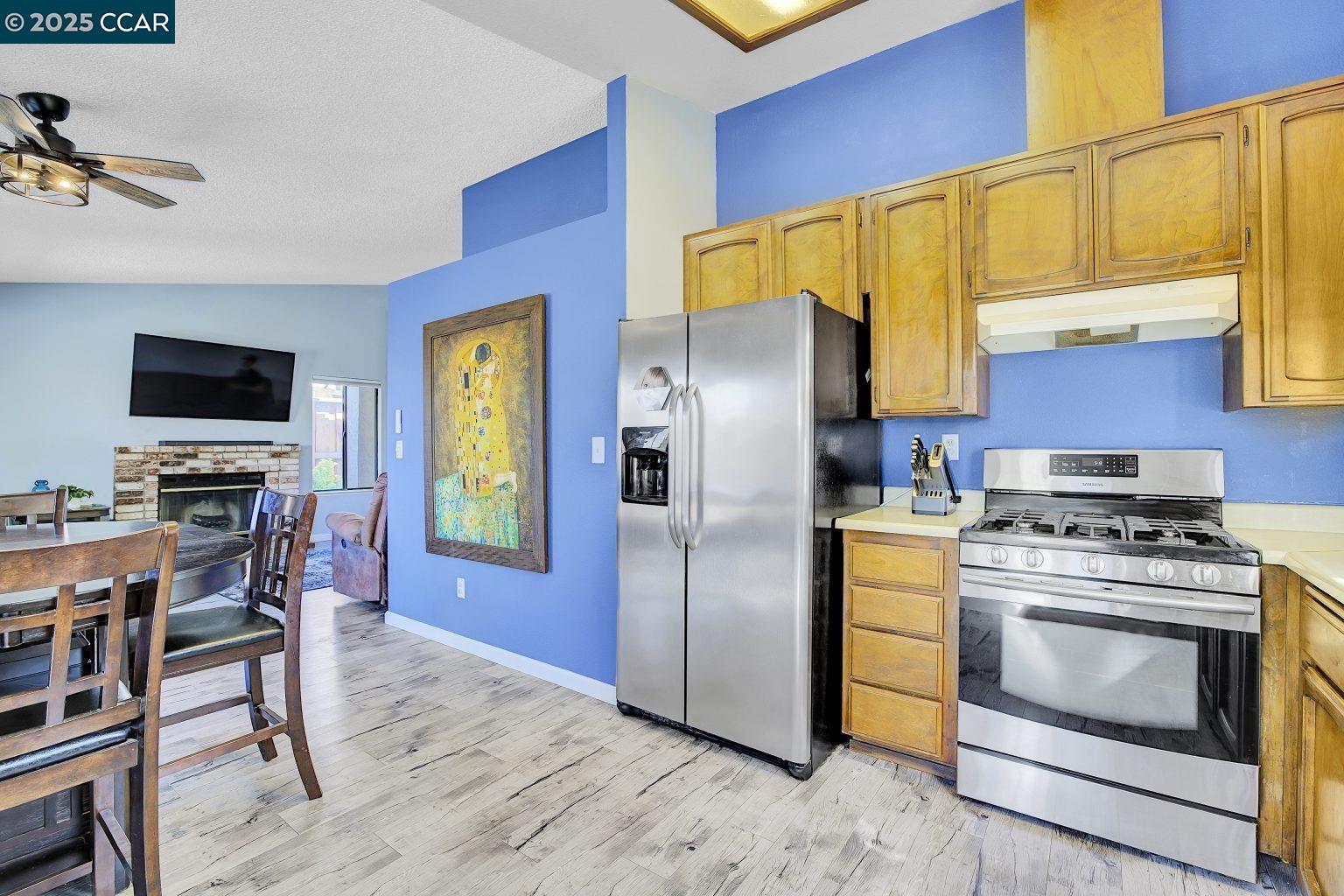 Detail Gallery Image 6 of 27 For 2813 Carob St, Antioch,  CA 94509 - 3 Beds | 2 Baths