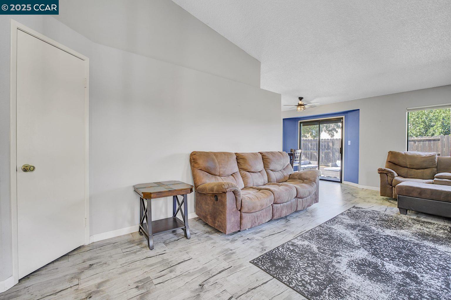 Detail Gallery Image 25 of 27 For 2813 Carob St, Antioch,  CA 94509 - 3 Beds | 2 Baths