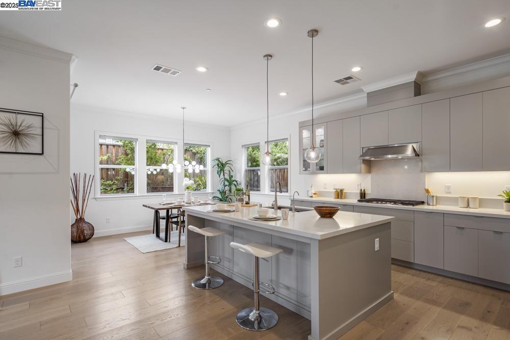 Detail Gallery Image 13 of 59 For 301 Arrowleaf St, San Ramon,  CA 94582 - 4 Beds | 3/1 Baths