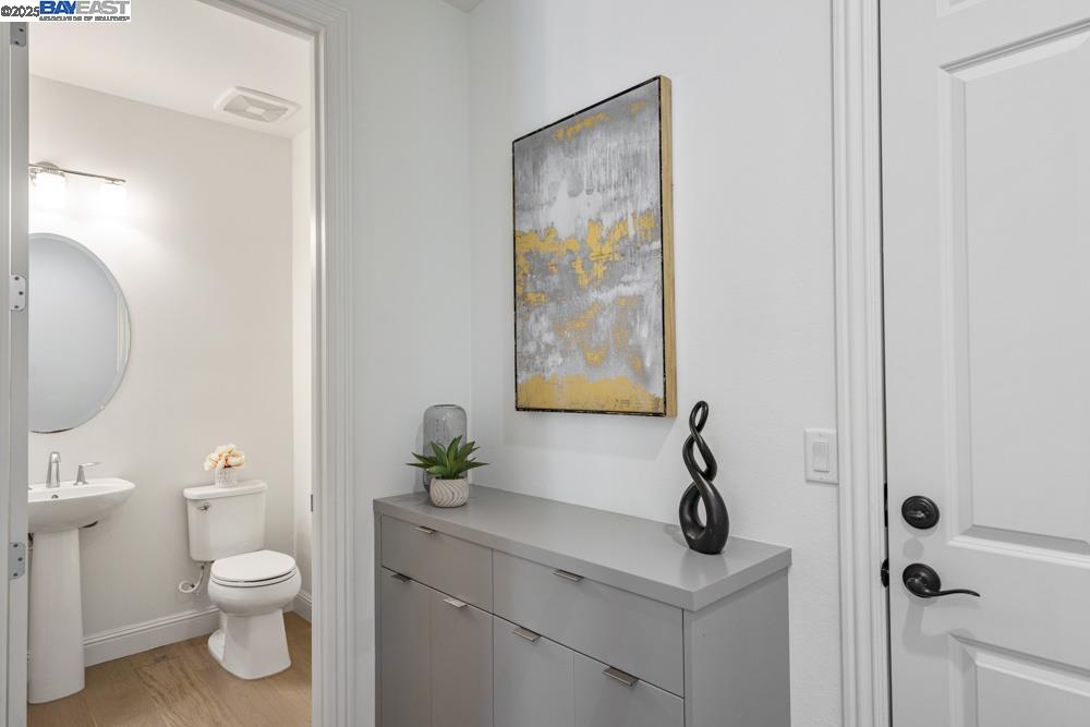 Detail Gallery Image 24 of 59 For 301 Arrowleaf St, San Ramon,  CA 94582 - 4 Beds | 3/1 Baths