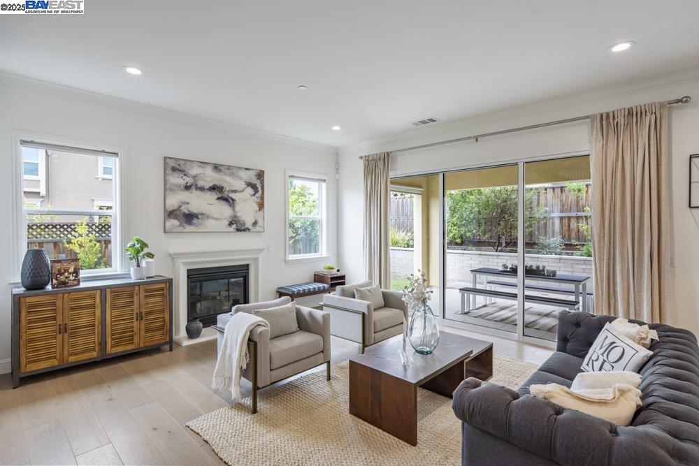 Detail Gallery Image 29 of 59 For 301 Arrowleaf St, San Ramon,  CA 94582 - 4 Beds | 3/1 Baths