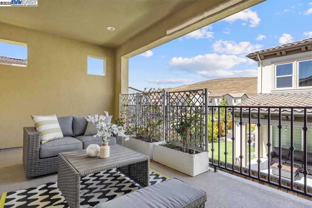 Detail Gallery Image 32 of 59 For 301 Arrowleaf St, San Ramon,  CA 94582 - 4 Beds | 3/1 Baths