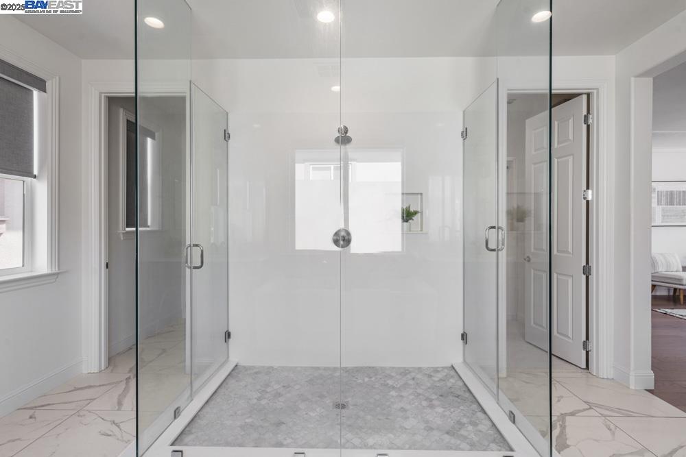 Detail Gallery Image 42 of 59 For 301 Arrowleaf St, San Ramon,  CA 94582 - 4 Beds | 3/1 Baths