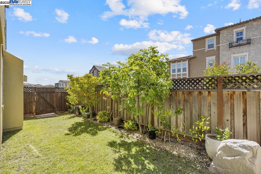 Detail Gallery Image 53 of 59 For 301 Arrowleaf St, San Ramon,  CA 94582 - 4 Beds | 3/1 Baths