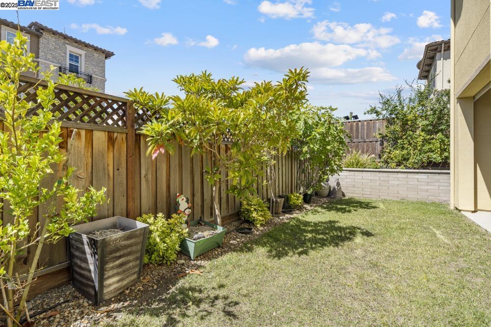 Detail Gallery Image 54 of 59 For 301 Arrowleaf St, San Ramon,  CA 94582 - 4 Beds | 3/1 Baths