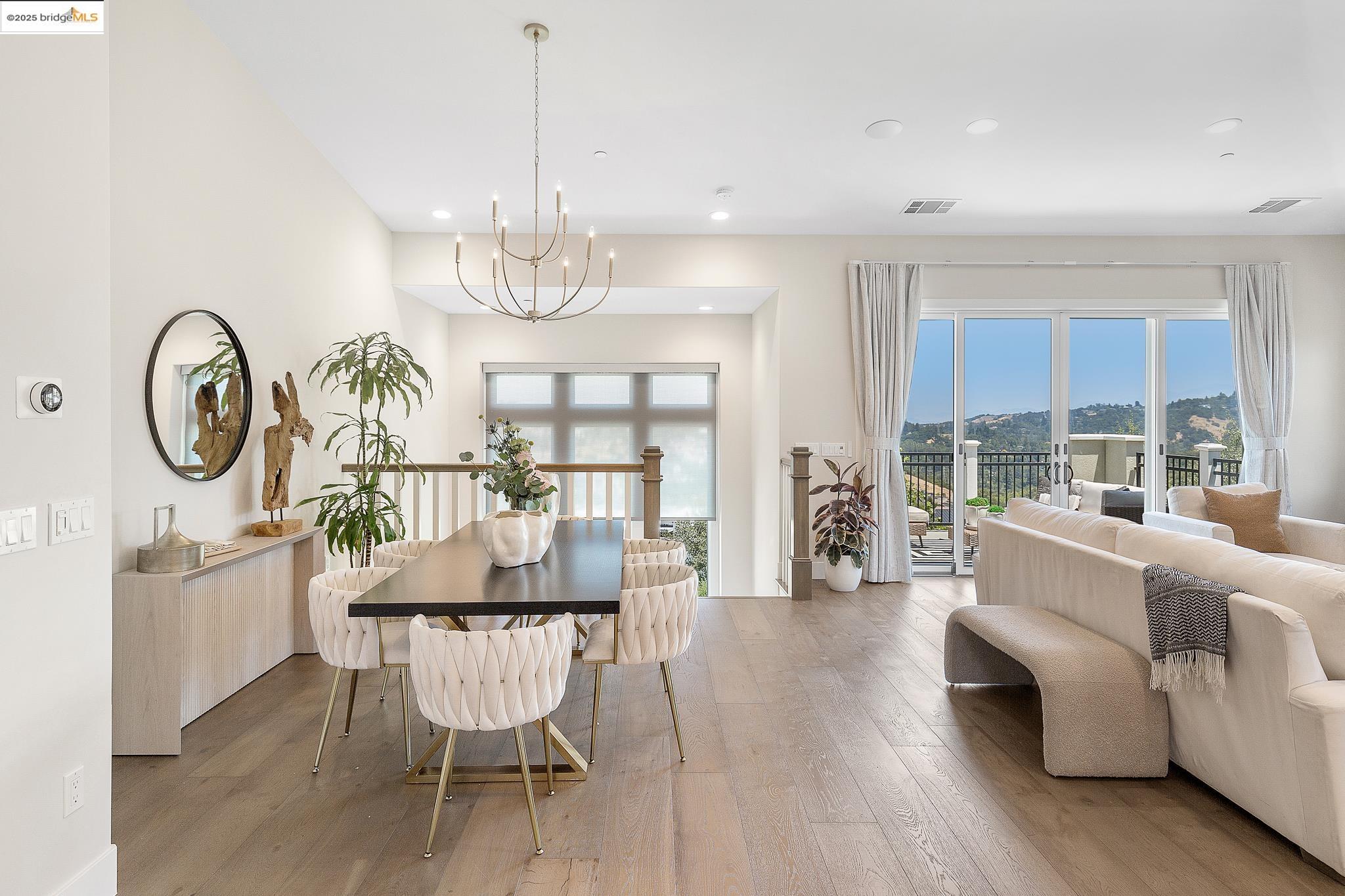 Detail Gallery Image 11 of 60 For 63 Tomcat Way, Orinda,  CA 94563 - 4 Beds | 4 Baths