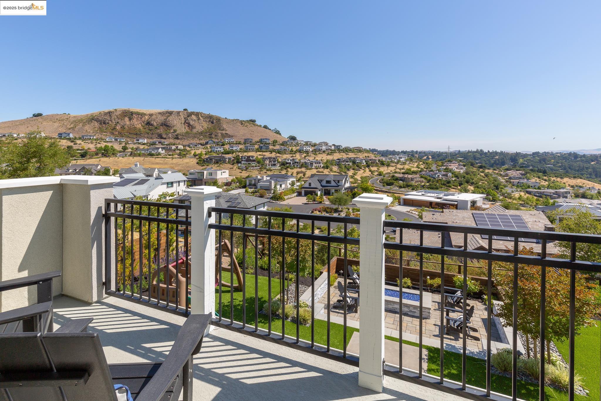 Detail Gallery Image 21 of 60 For 63 Tomcat Way, Orinda,  CA 94563 - 4 Beds | 4 Baths