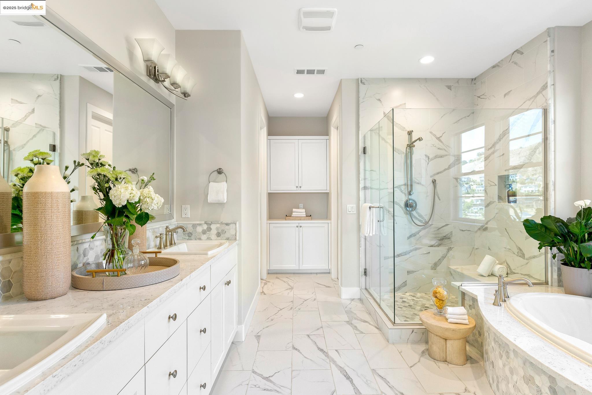 Detail Gallery Image 26 of 60 For 63 Tomcat Way, Orinda,  CA 94563 - 4 Beds | 4 Baths