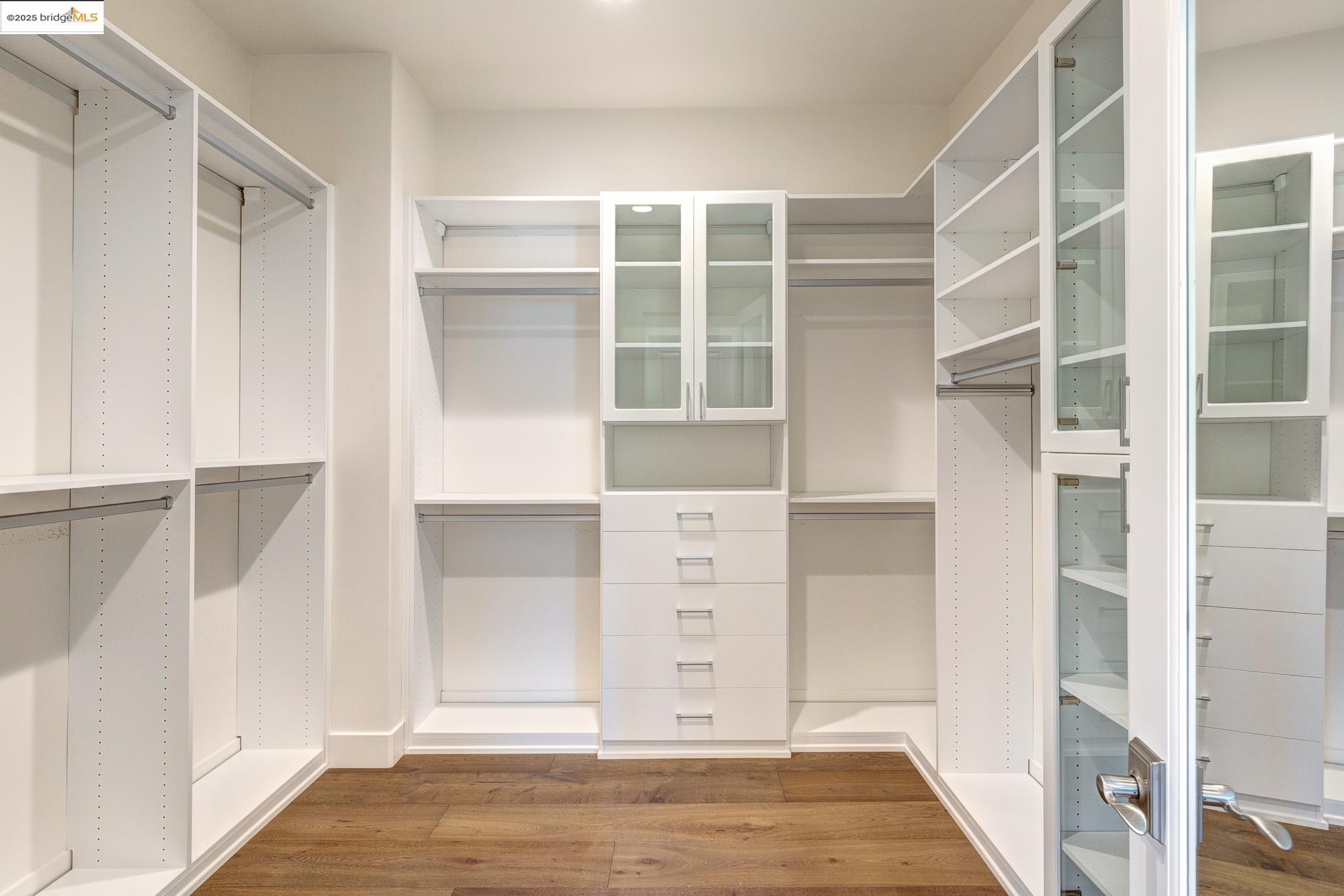 Detail Gallery Image 28 of 60 For 63 Tomcat Way, Orinda,  CA 94563 - 4 Beds | 4 Baths