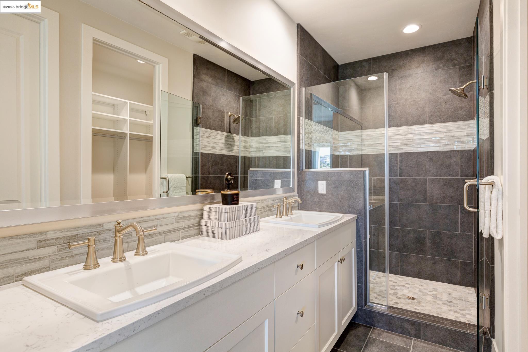 Detail Gallery Image 32 of 60 For 63 Tomcat Way, Orinda,  CA 94563 - 4 Beds | 4 Baths