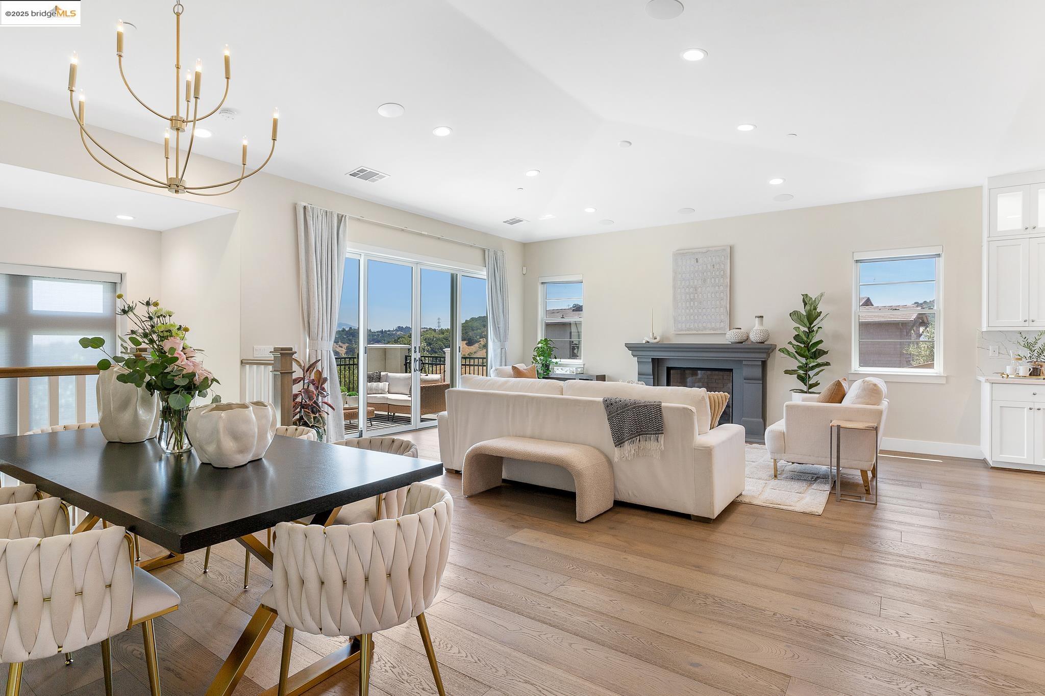 Detail Gallery Image 6 of 60 For 63 Tomcat Way, Orinda,  CA 94563 - 4 Beds | 4 Baths