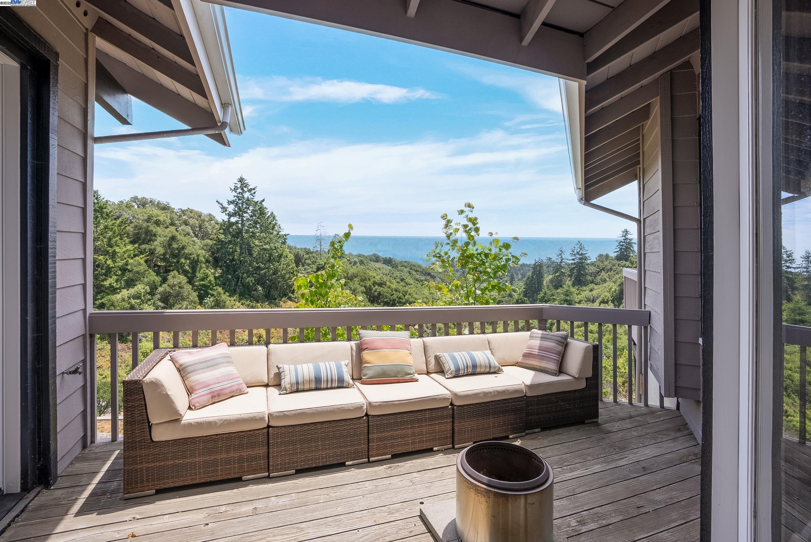 Detail Gallery Image 20 of 60 For 905 Moon Valley Ranch Rd, Watsonville,  CA 95076 - 5 Beds | 4/1 Baths