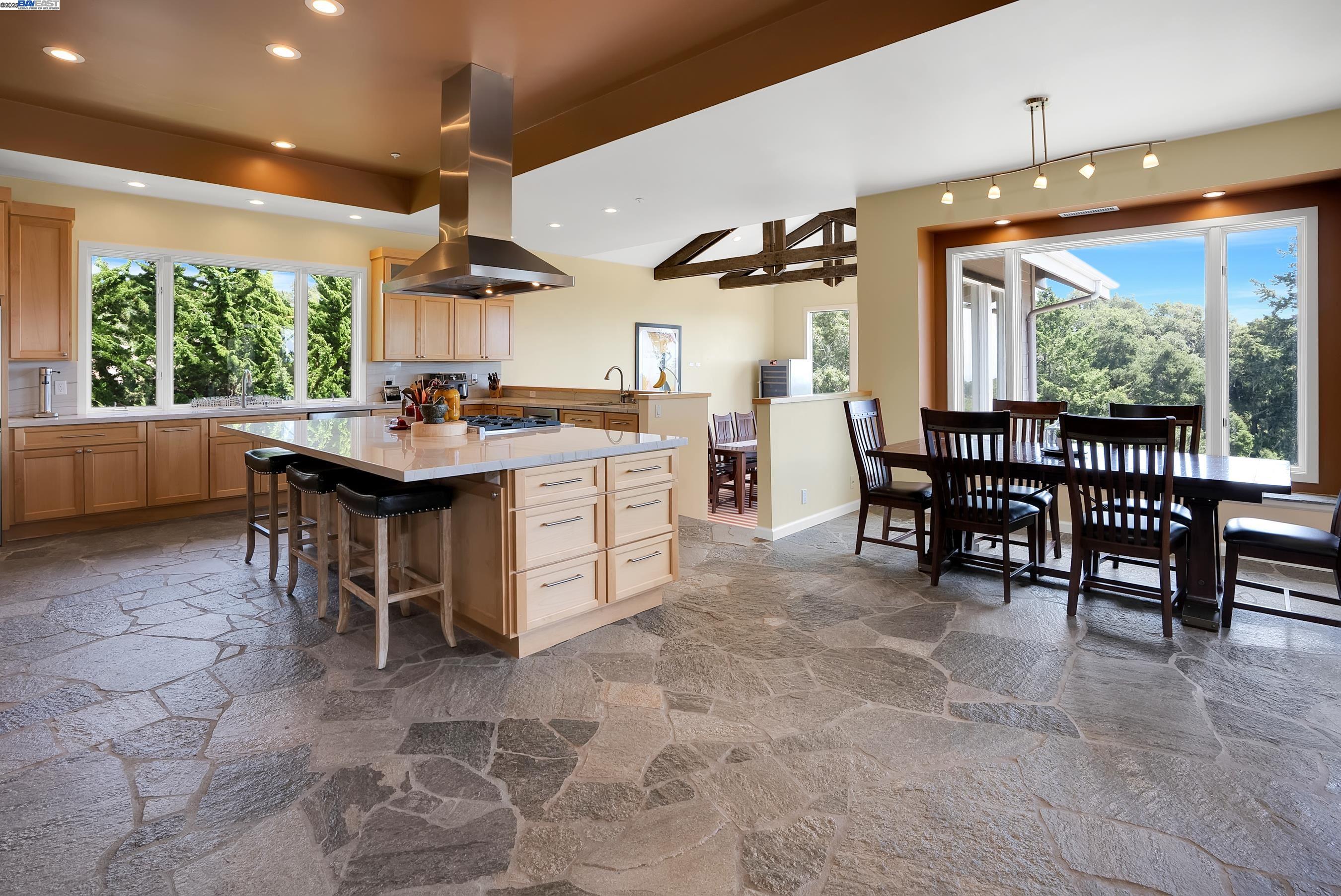 Detail Gallery Image 26 of 60 For 905 Moon Valley Ranch Rd, Watsonville,  CA 95076 - 5 Beds | 4/1 Baths