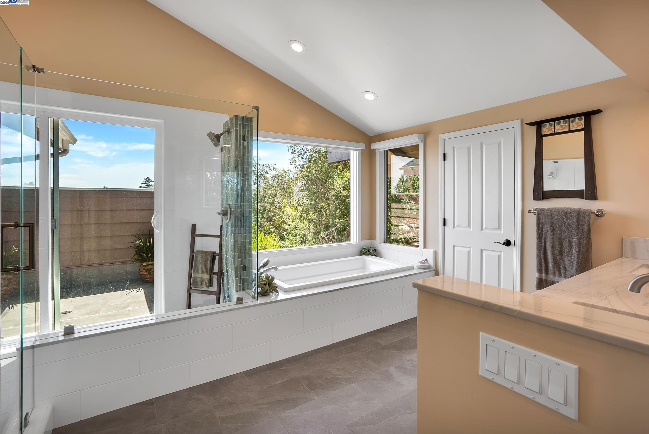 Detail Gallery Image 39 of 60 For 905 Moon Valley Ranch Rd, Watsonville,  CA 95076 - 5 Beds | 4/1 Baths
