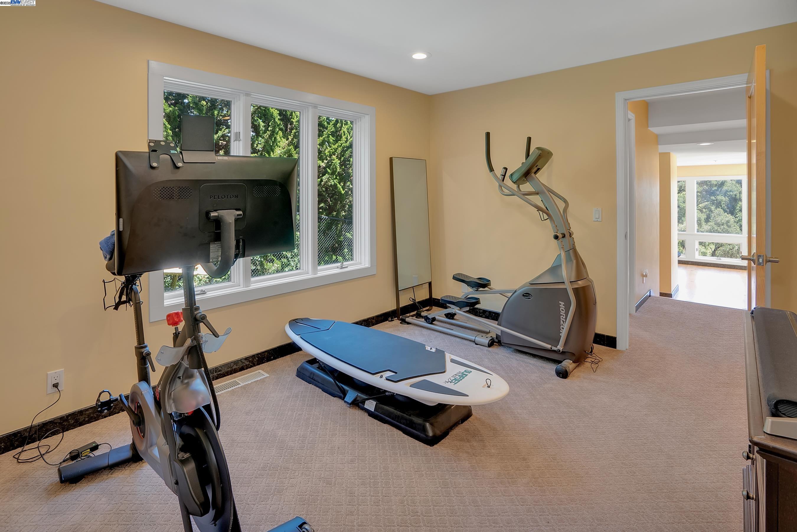 Detail Gallery Image 50 of 60 For 905 Moon Valley Ranch Rd, Watsonville,  CA 95076 - 5 Beds | 4/1 Baths