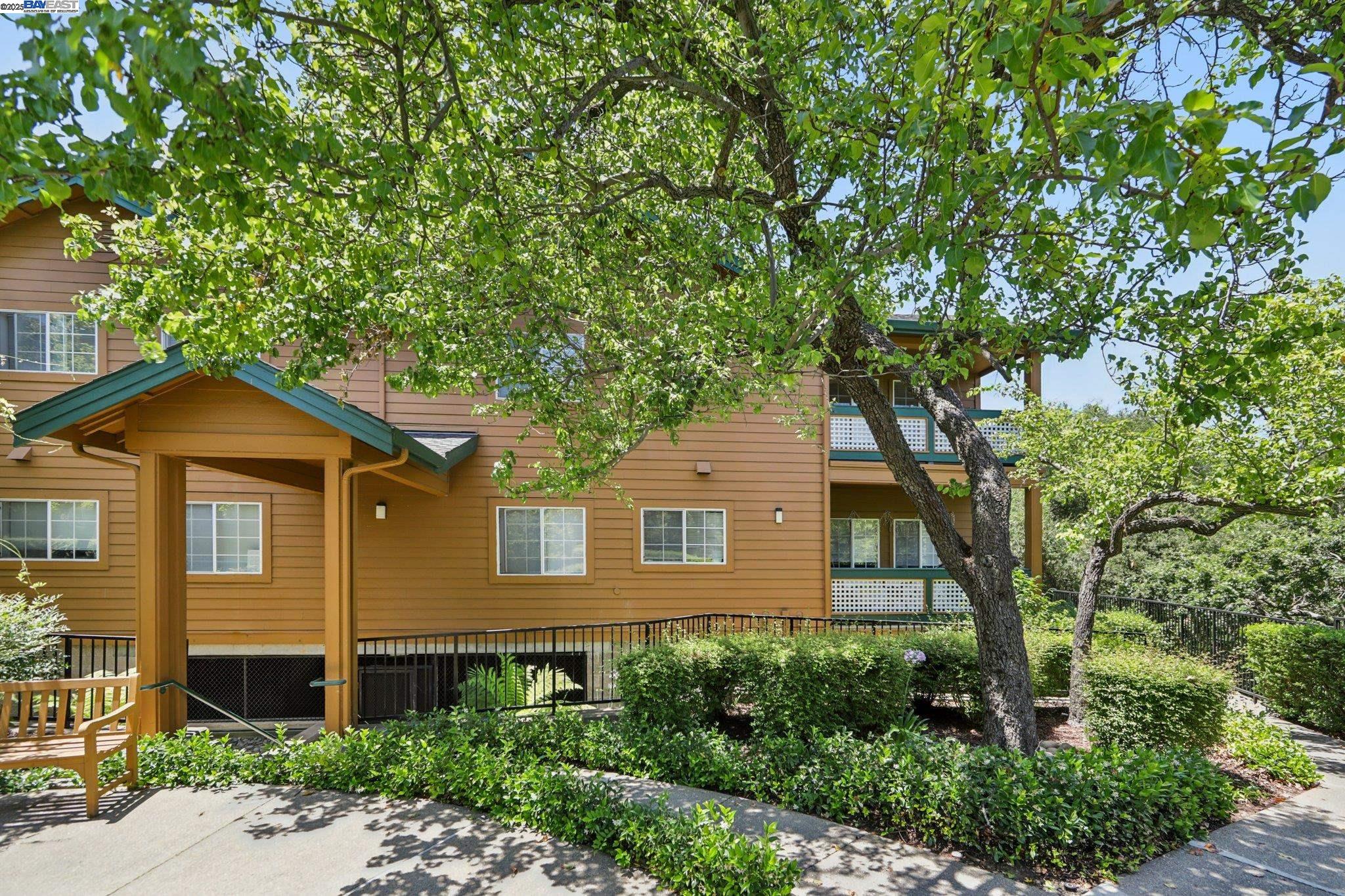 Photo #3: 41104572 Listing 