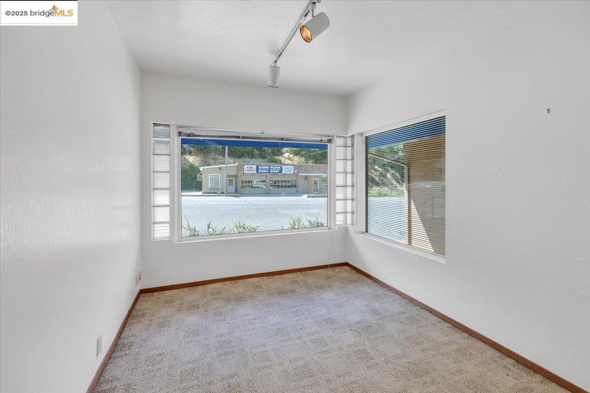 Detail Gallery Image 13 of 37 For 310 W Stockton St, Sonora,  CA 95370 - – Beds | – Baths