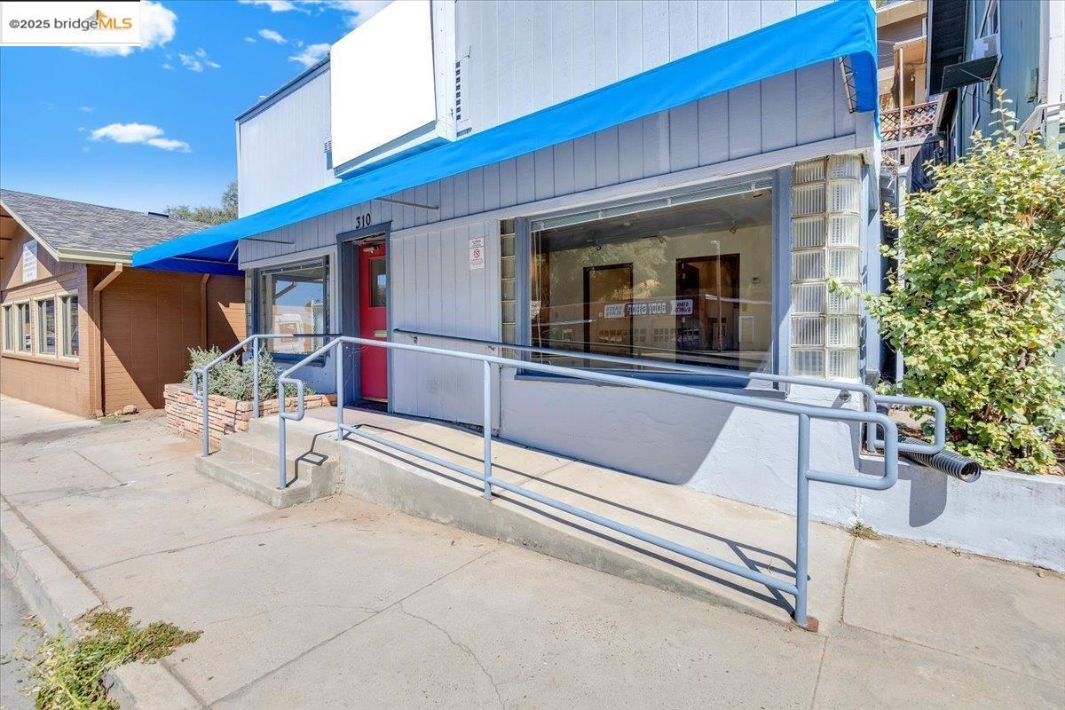 Detail Gallery Image 6 of 37 For 310 W Stockton St, Sonora,  CA 95370 - – Beds | – Baths