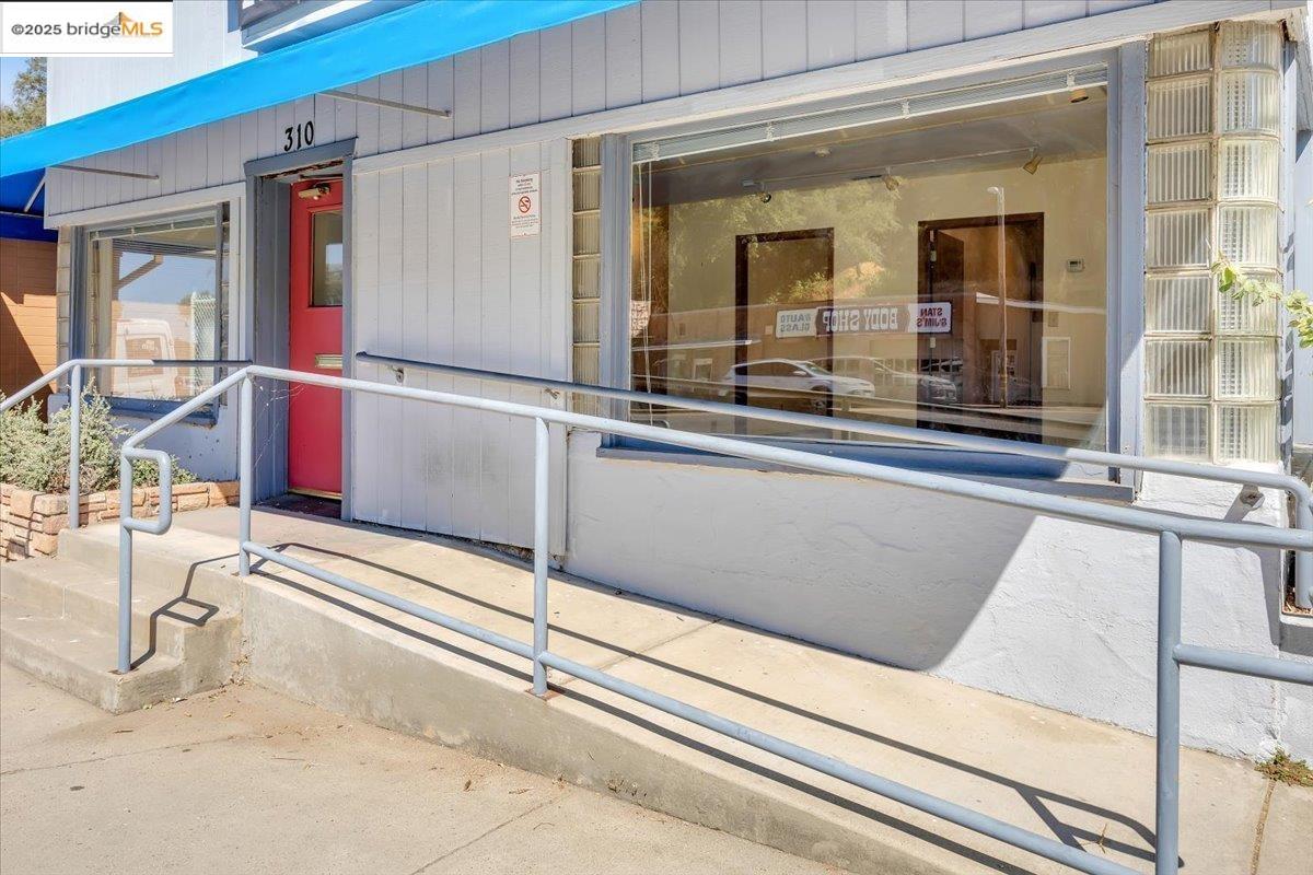 Detail Gallery Image 8 of 37 For 310 W Stockton St, Sonora,  CA 95370 - – Beds | – Baths