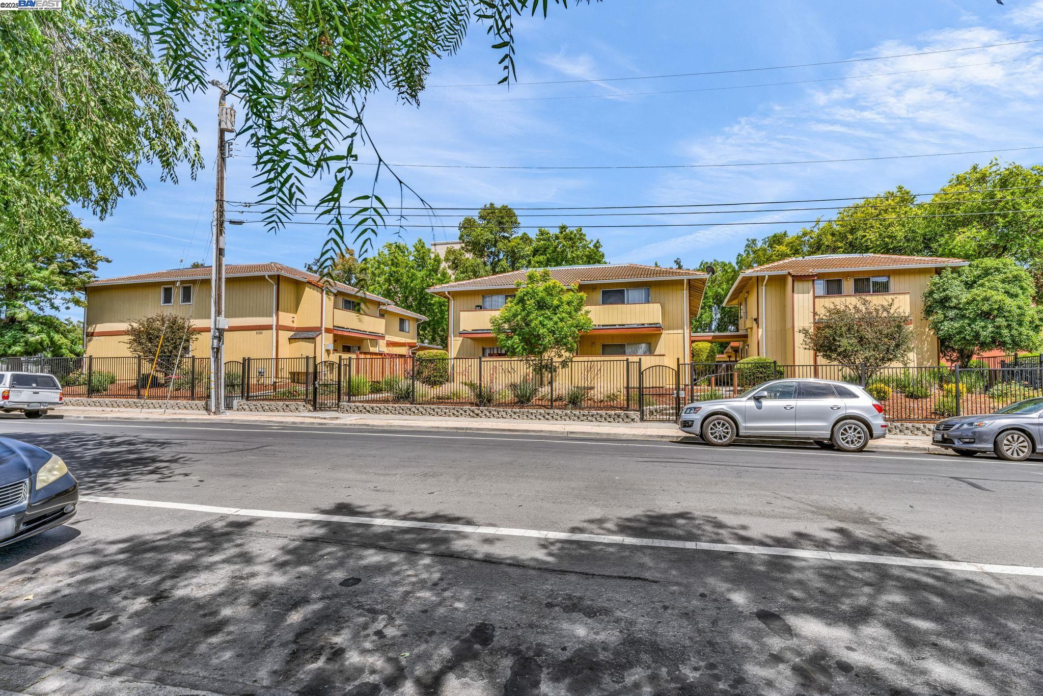 Detail Gallery Image 20 of 28 For 2170 Fremont St, Concord,  CA 94520 - – Beds | – Baths