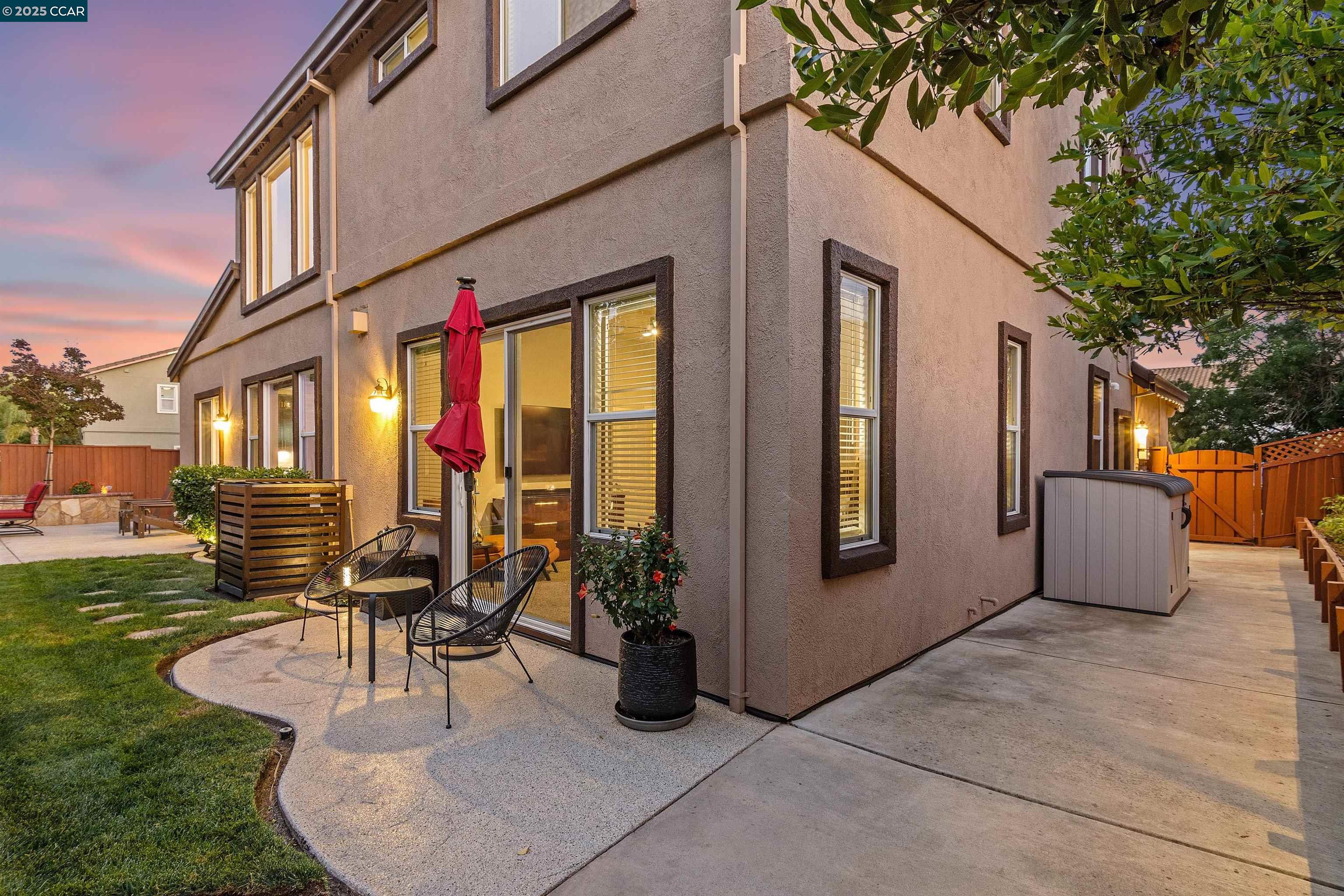 Detail Gallery Image 40 of 44 For 4843 Cushendall Way, Antioch,  CA 94531 - 4 Beds | 3 Baths