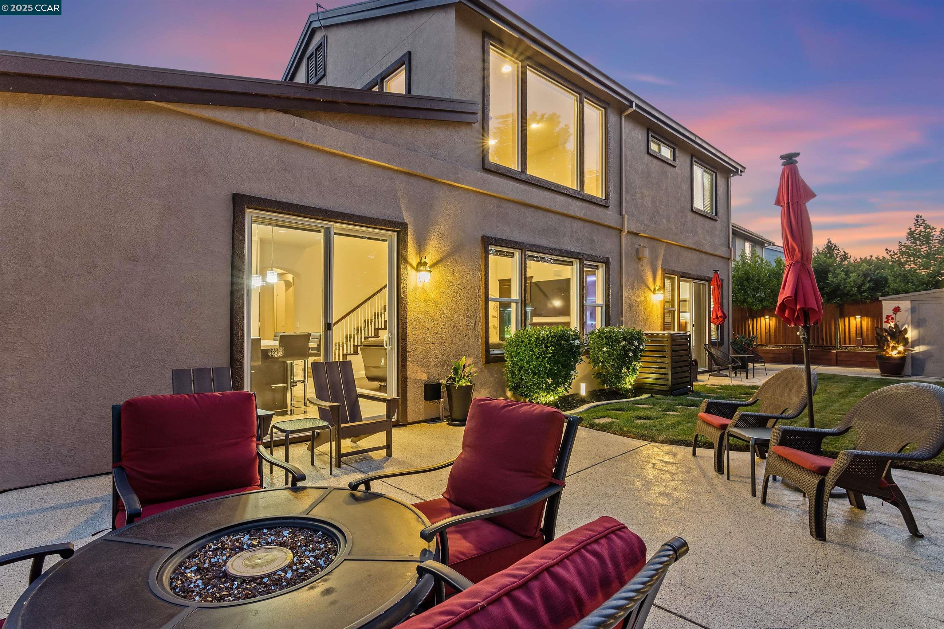 Detail Gallery Image 43 of 44 For 4843 Cushendall Way, Antioch,  CA 94531 - 4 Beds | 3 Baths