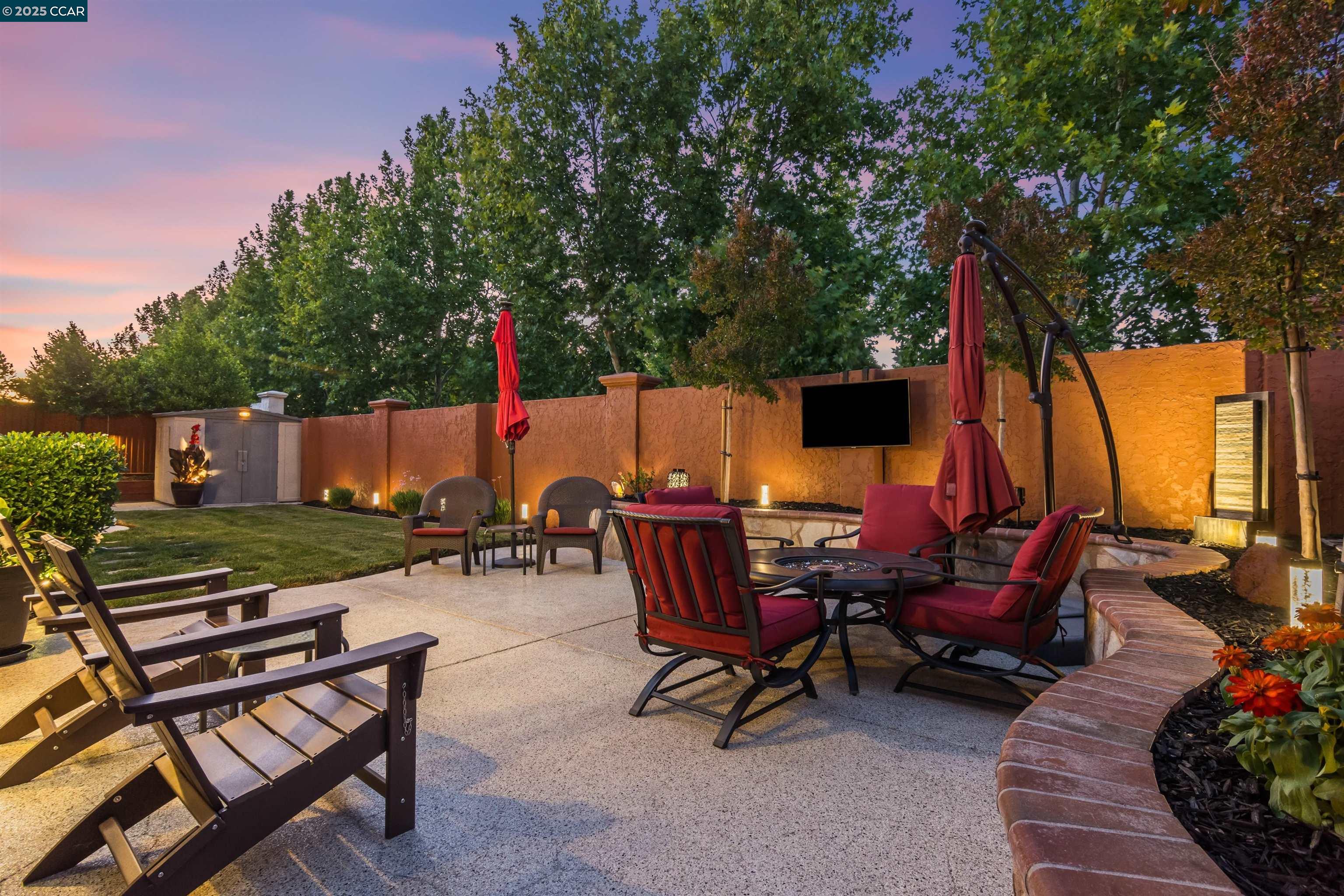 Detail Gallery Image 44 of 44 For 4843 Cushendall Way, Antioch,  CA 94531 - 4 Beds | 3 Baths