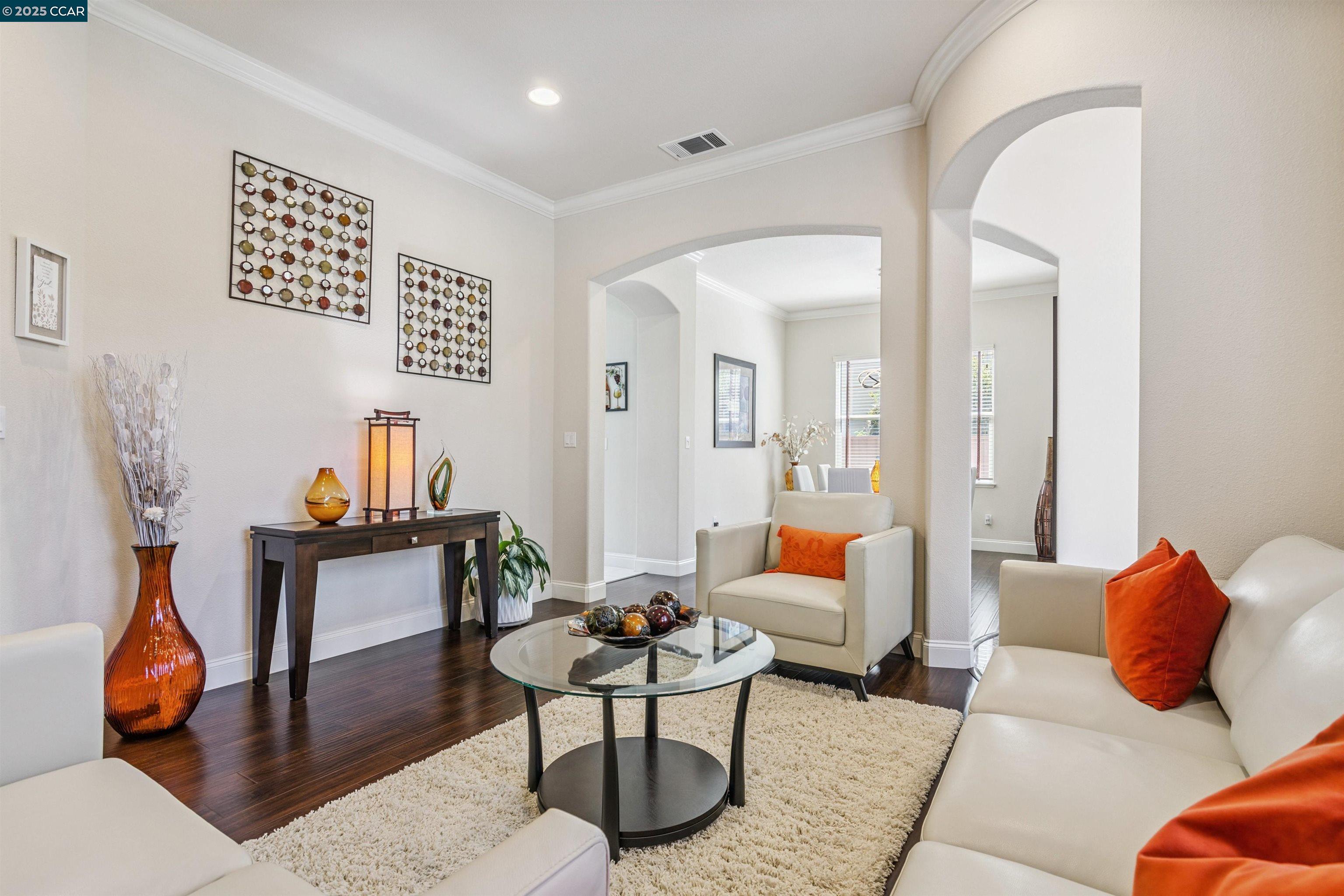 Detail Gallery Image 8 of 44 For 4843 Cushendall Way, Antioch,  CA 94531 - 4 Beds | 3 Baths