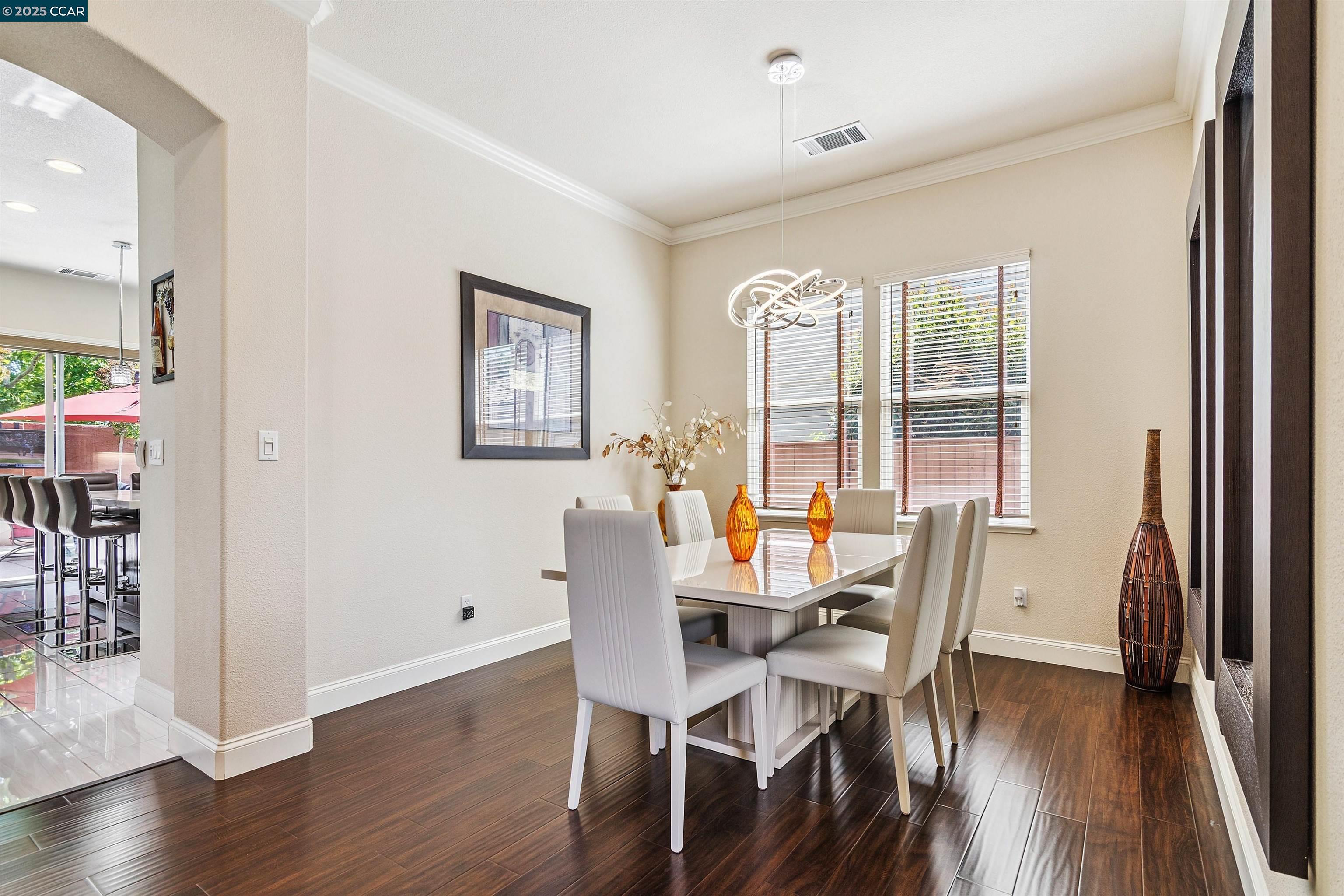 Detail Gallery Image 9 of 44 For 4843 Cushendall Way, Antioch,  CA 94531 - 4 Beds | 3 Baths