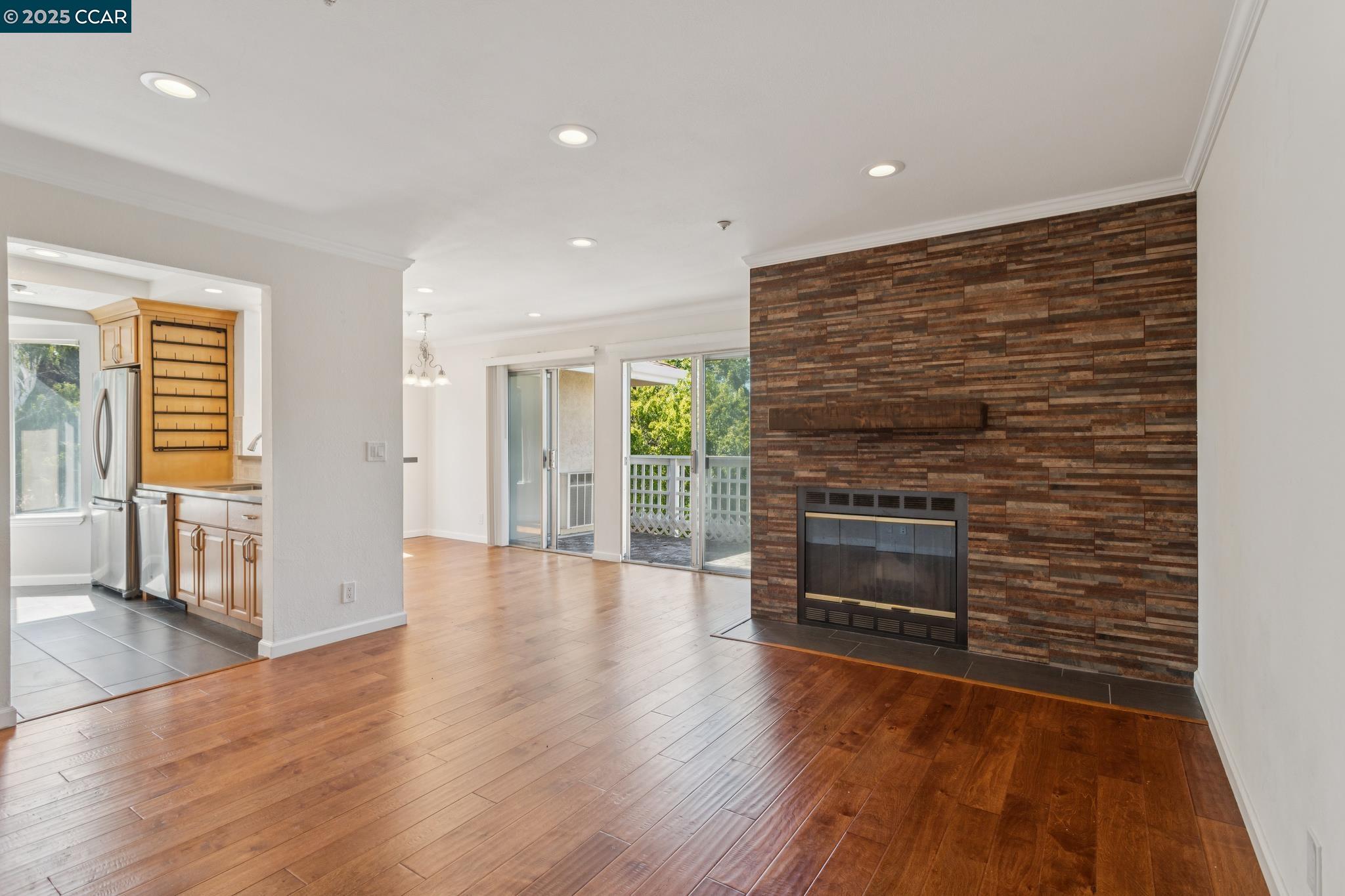 Photo #2: 41104580 Listing 