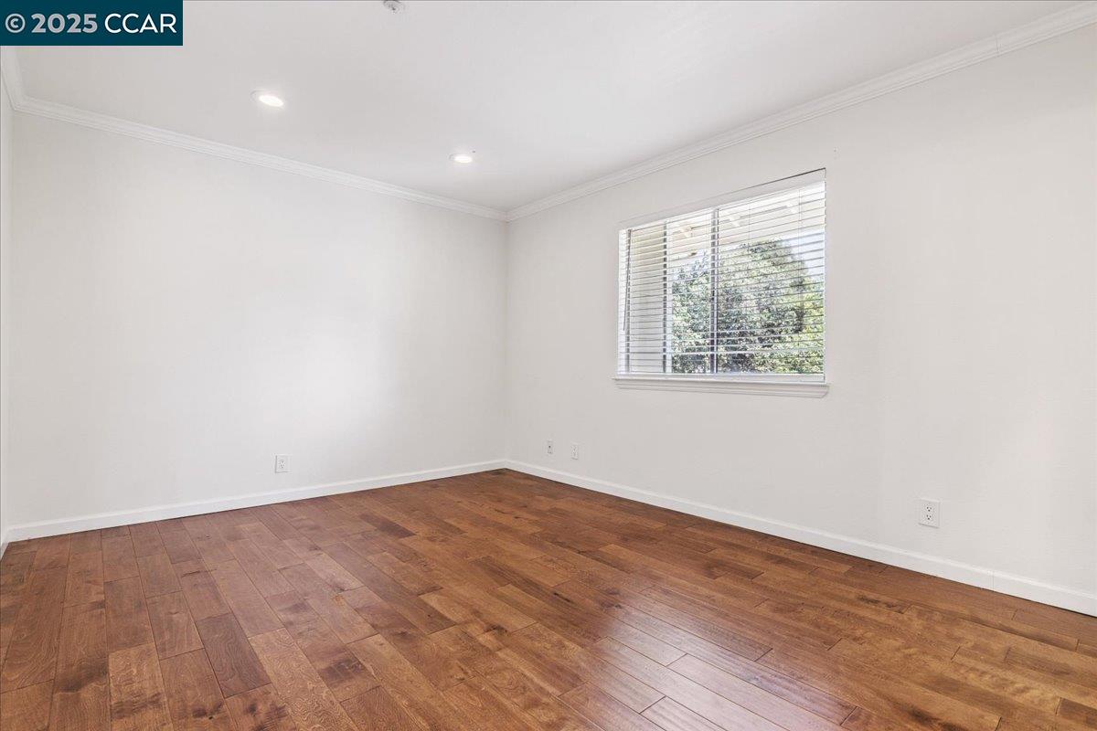 Detail Gallery Image 14 of 31 For 2607 Oak Rd #F,  Walnut Creek,  CA 94597 - 2 Beds | 1 Baths