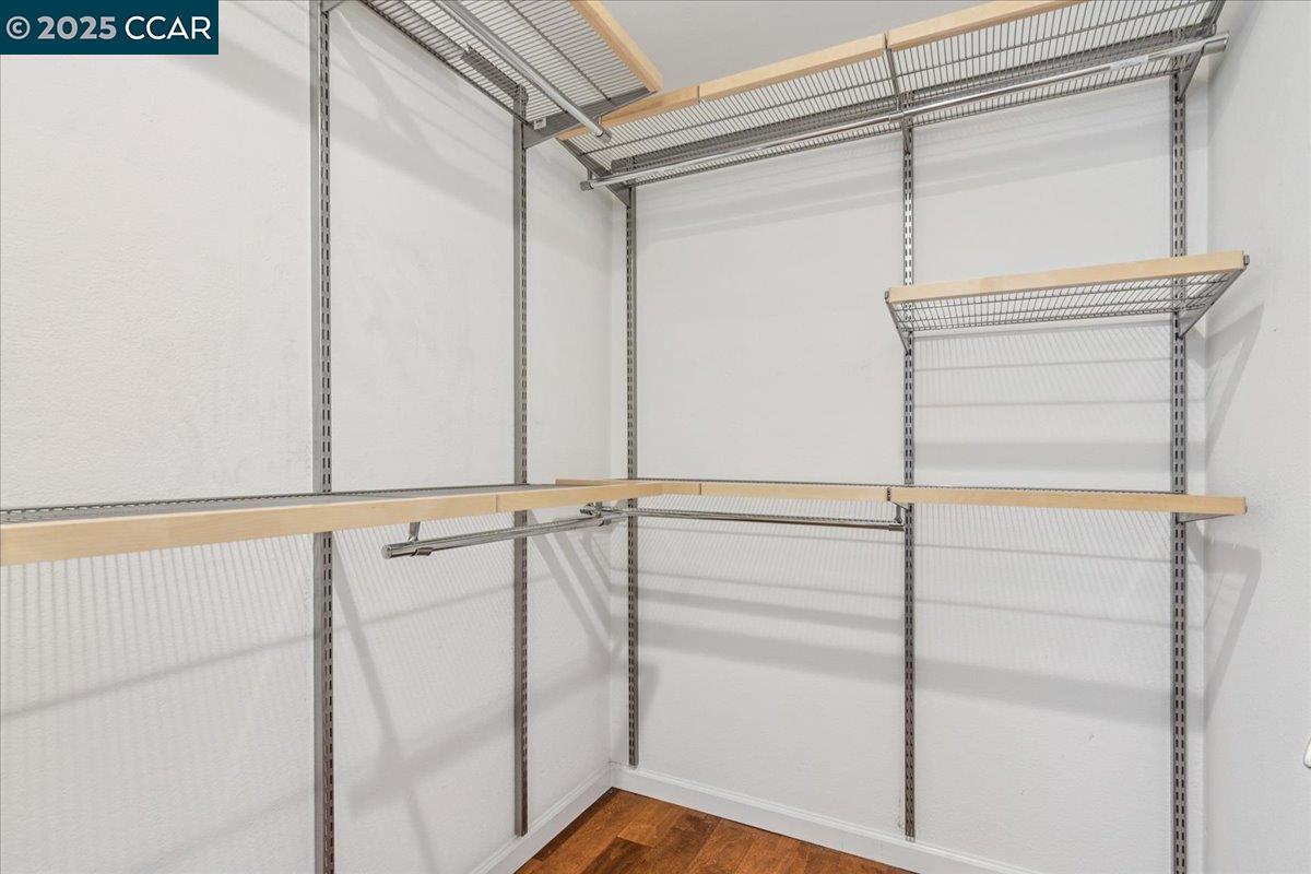 Detail Gallery Image 16 of 31 For 2607 Oak Rd #F,  Walnut Creek,  CA 94597 - 2 Beds | 1 Baths