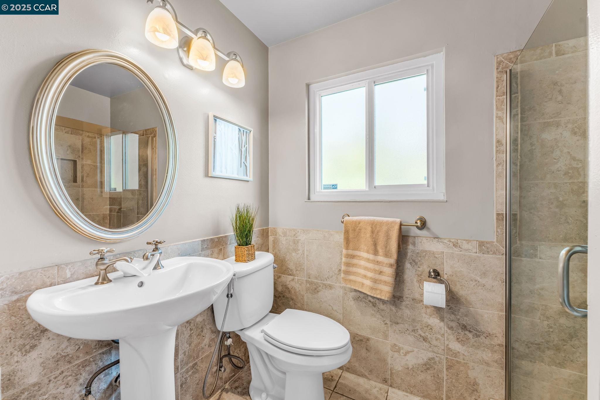 Detail Gallery Image 24 of 54 For 66 Midhill Rd, Martinez,  CA 94553 - 4 Beds | 3 Baths