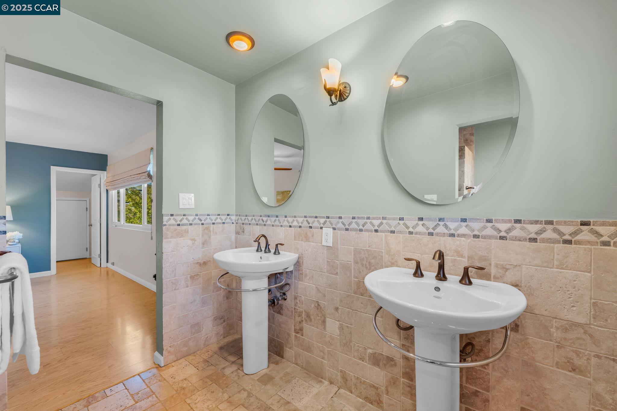 Detail Gallery Image 31 of 54 For 66 Midhill Rd, Martinez,  CA 94553 - 4 Beds | 3 Baths