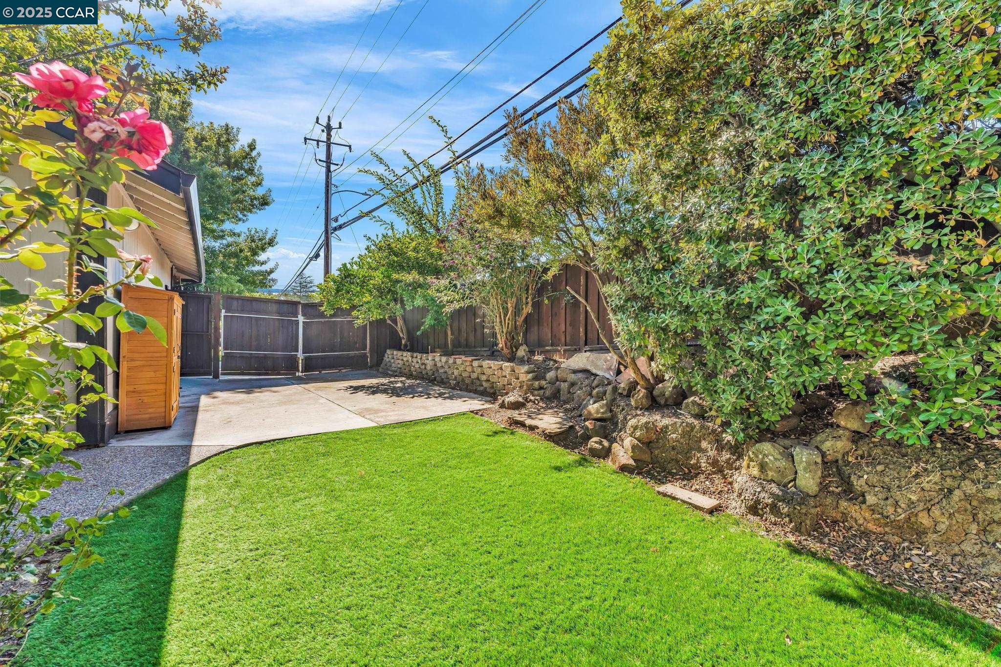 Detail Gallery Image 45 of 54 For 66 Midhill Rd, Martinez,  CA 94553 - 4 Beds | 3 Baths