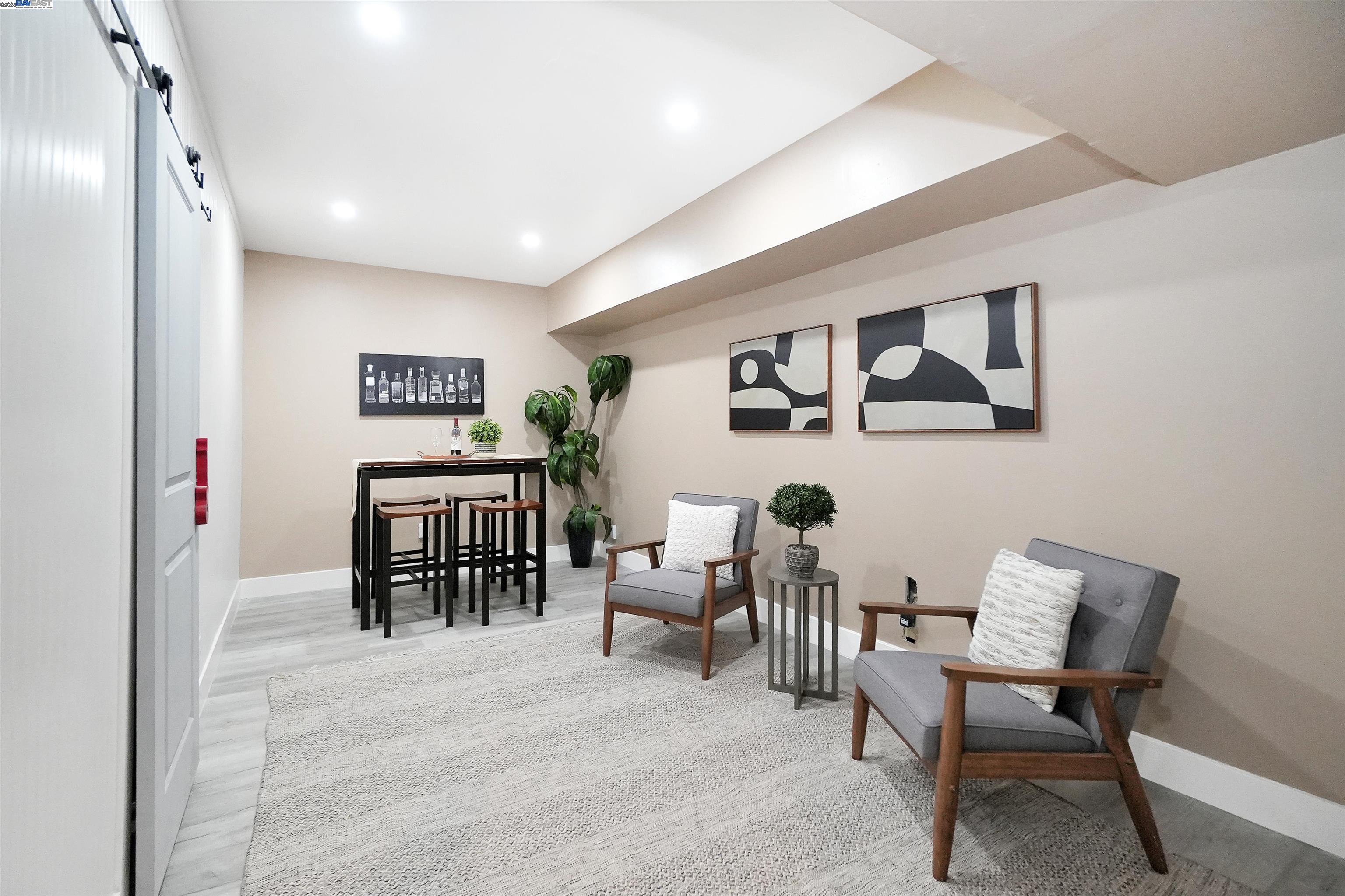 Detail Gallery Image 33 of 42 For 3218 Oakes Dr, Hayward,  CA 94542 - 5 Beds | 3/1 Baths