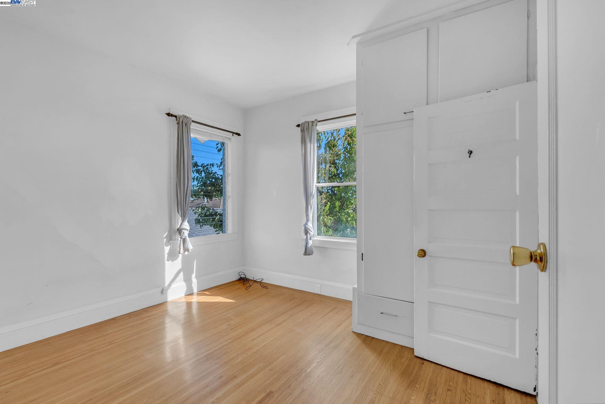 Detail Gallery Image 18 of 24 For 3014 Encinal Ave, Alameda,  CA 94501 - – Beds | – Baths
