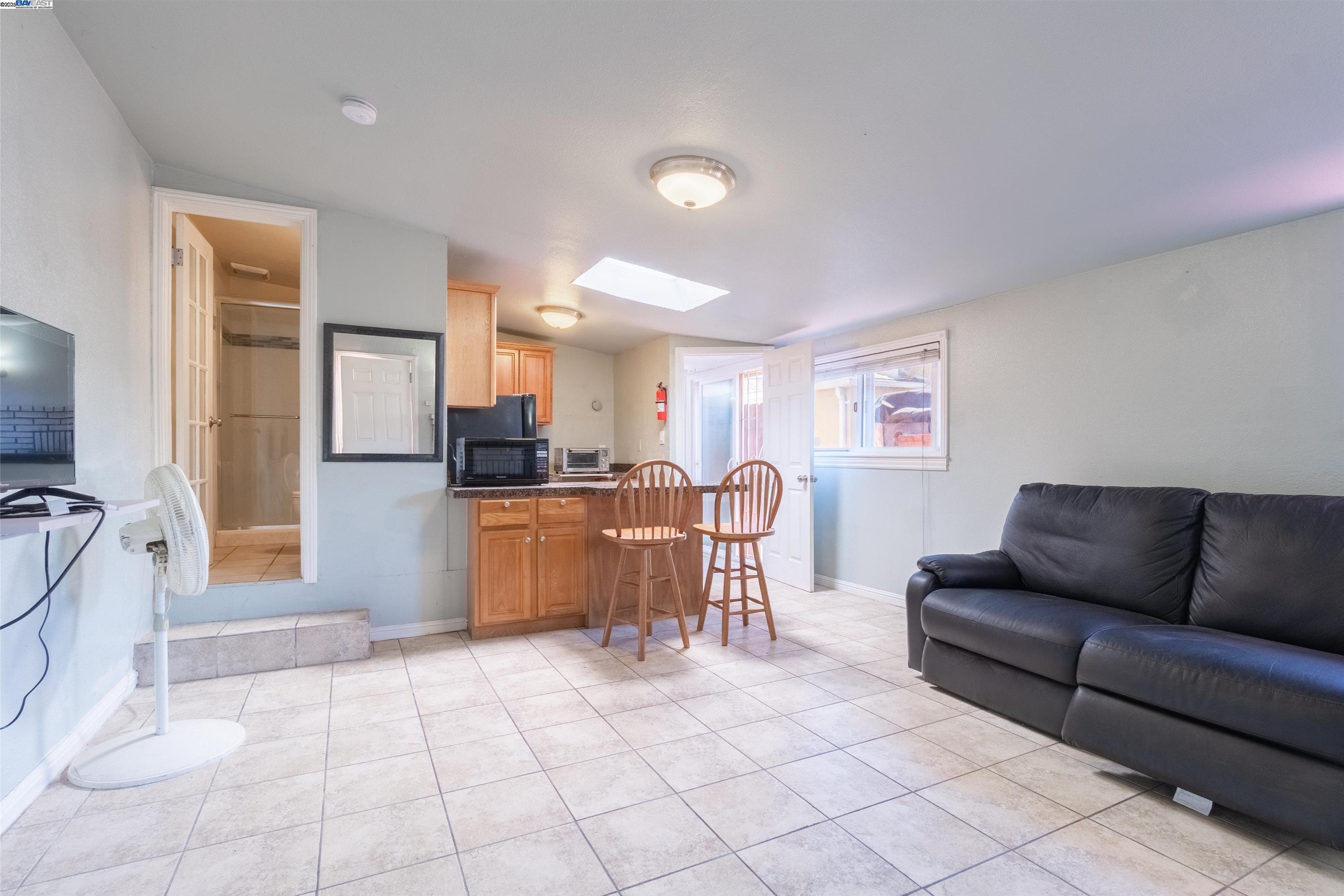 Detail Gallery Image 16 of 27 For 1119 Bockman Rd, San Lorenzo,  CA 94580 - 3 Beds | 2 Baths